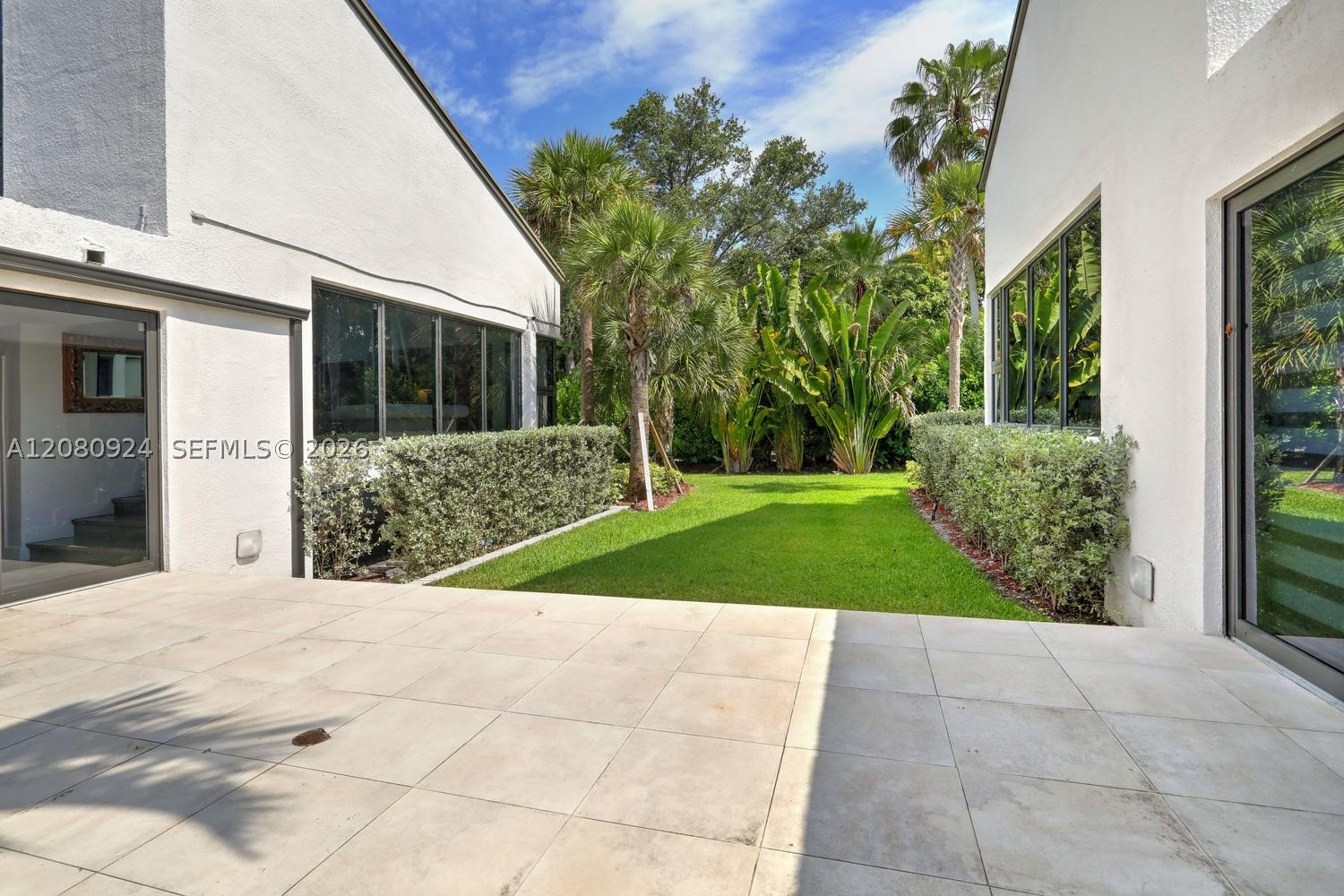 6121 SW 104th St Pinecrest, FL 33156