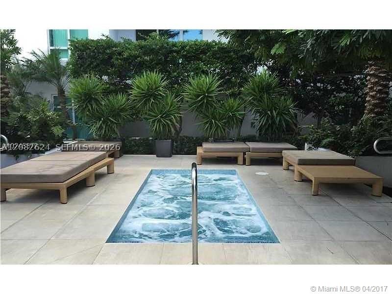 image The Plaza on Brickell West30