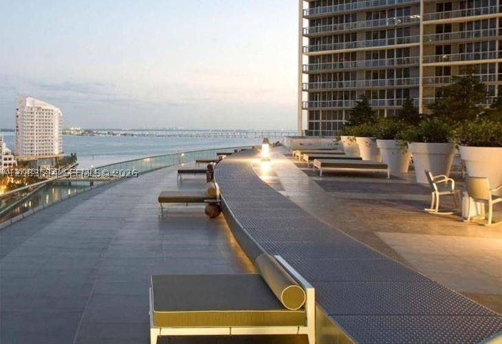 image Icon Brickell II11
