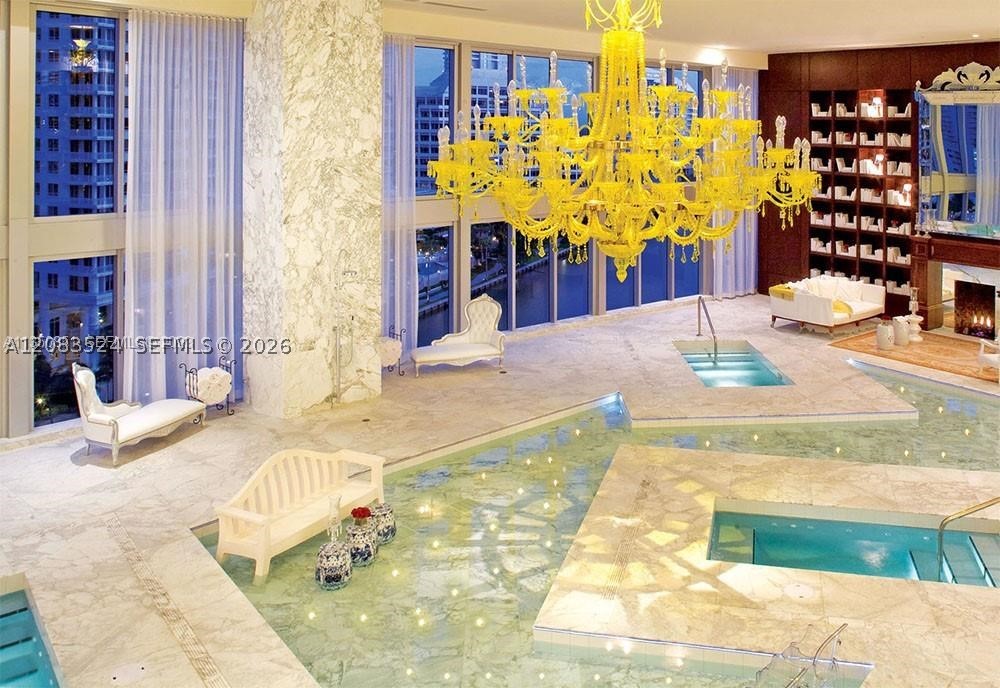image Icon Brickell II13