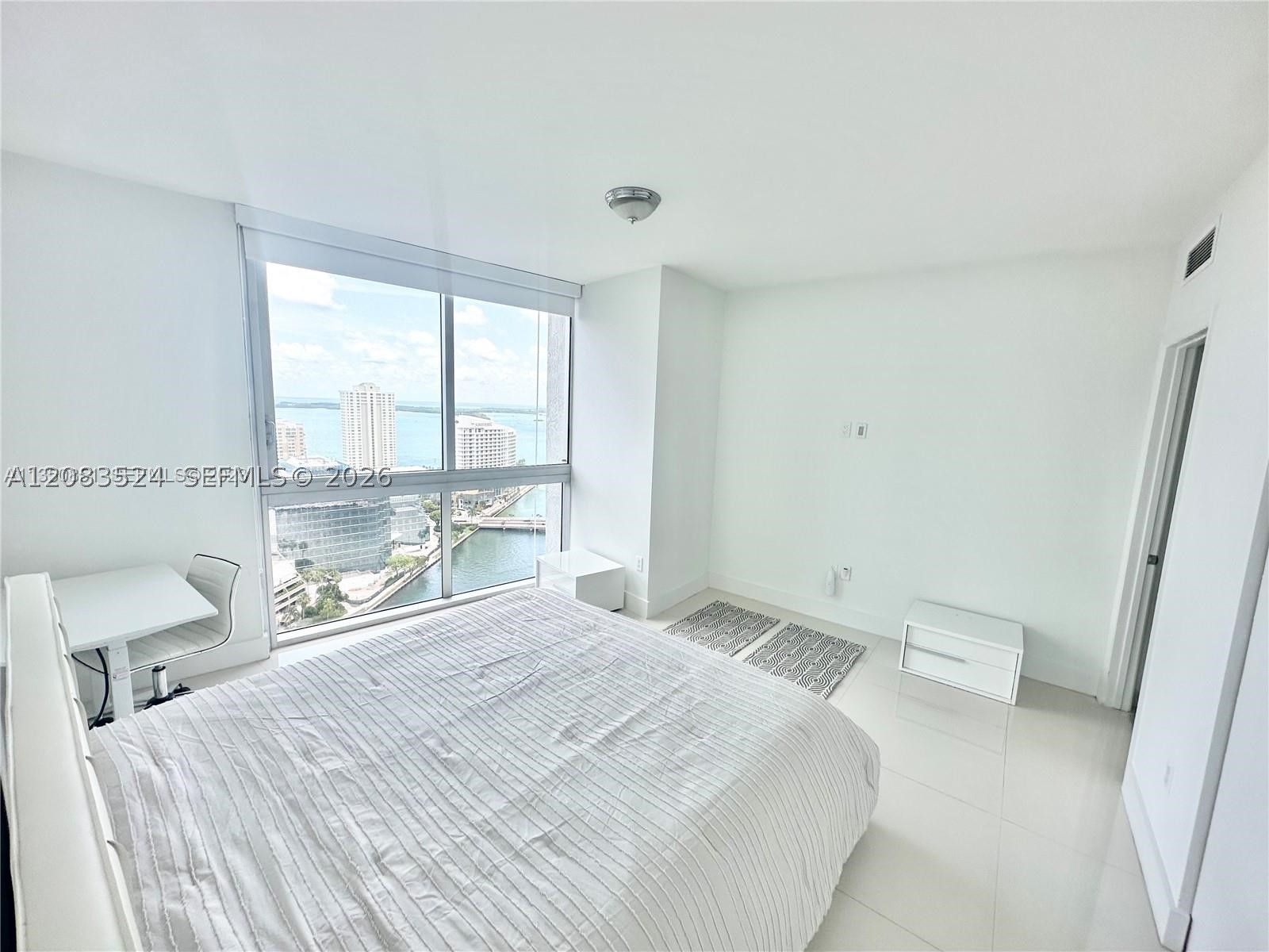 image Icon Brickell II4