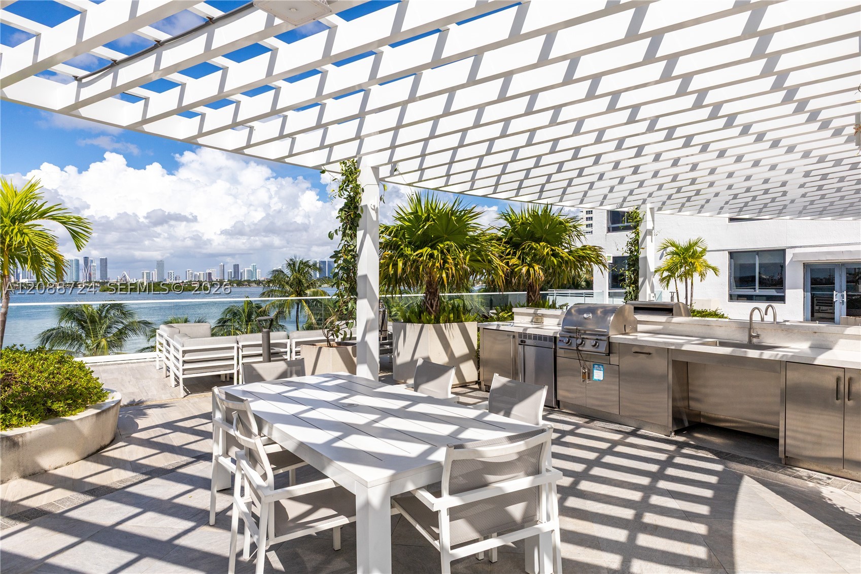 image The Waverly at South Beach35