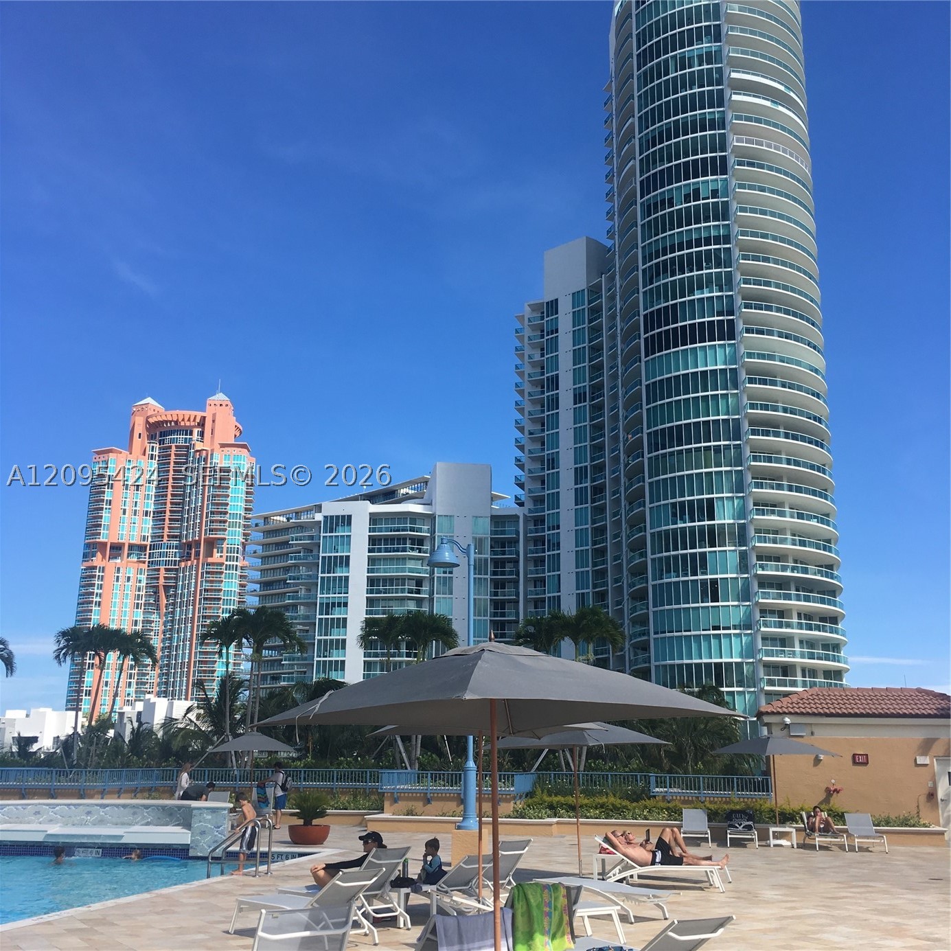90 Alton Rd #2711 Miami Beach, FL 33139