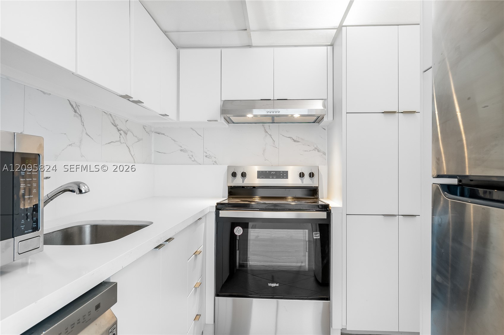 1000 West Ave #1008 Miami Beach, FL 33139