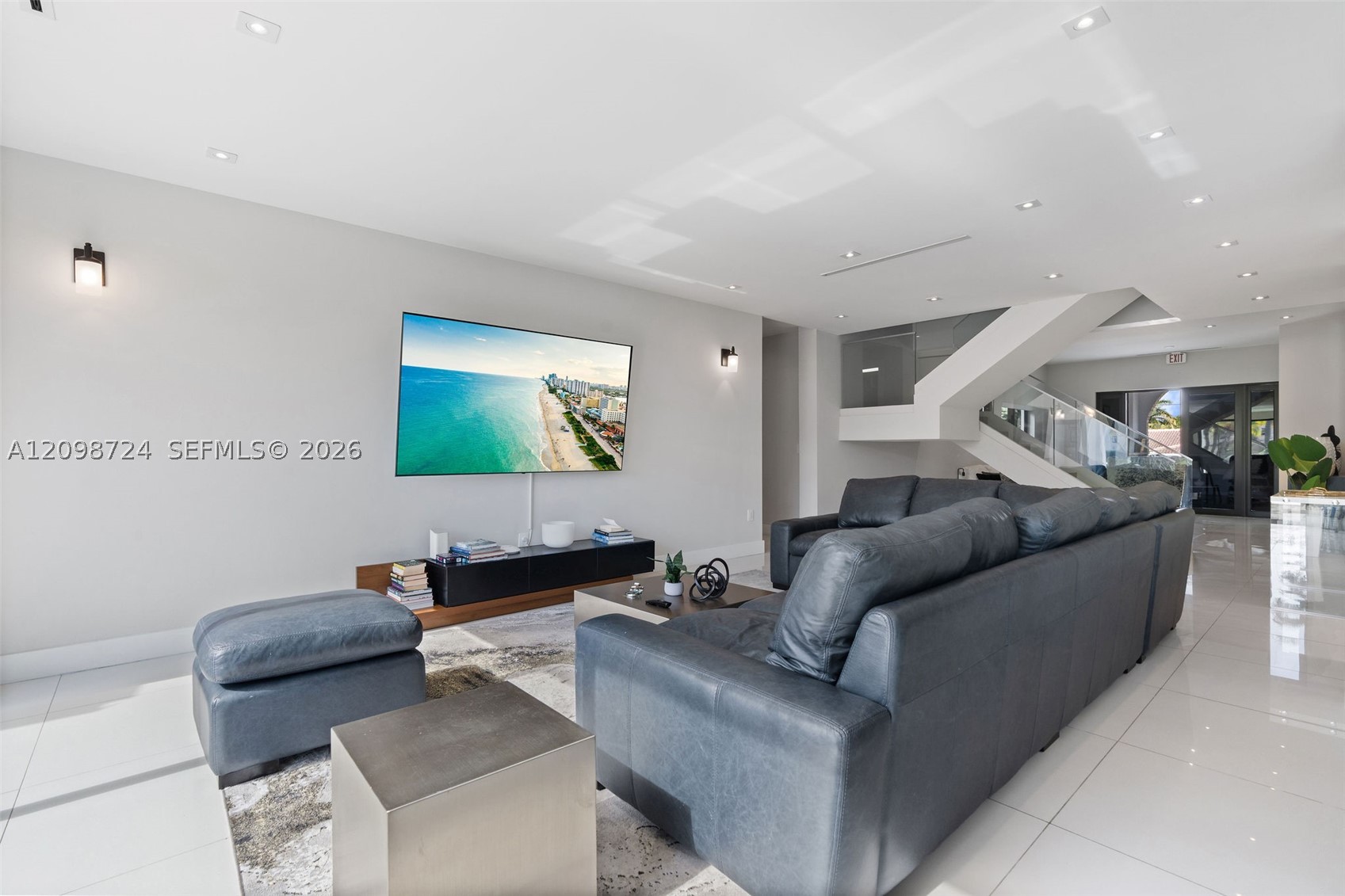 850 Washington St Hollywood, FL 33019