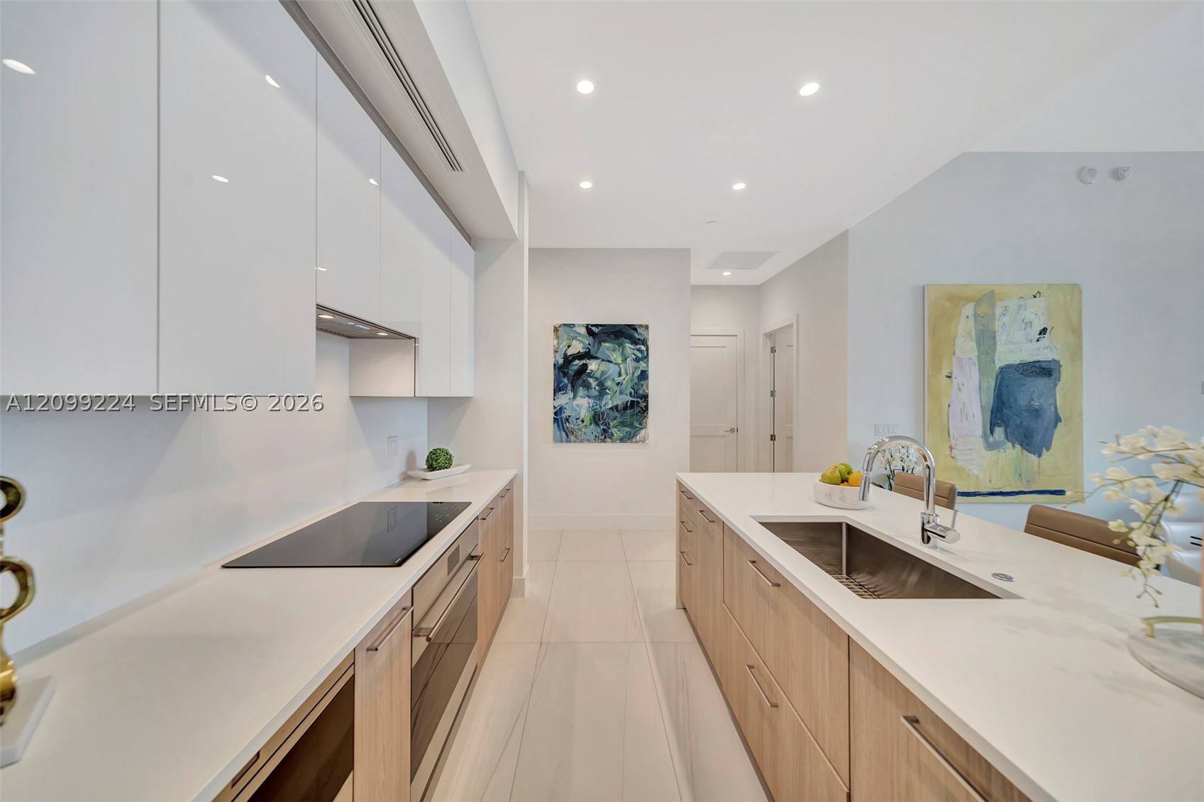 153 N Seabreeze #403 Fort Lauderdale, FL 33304