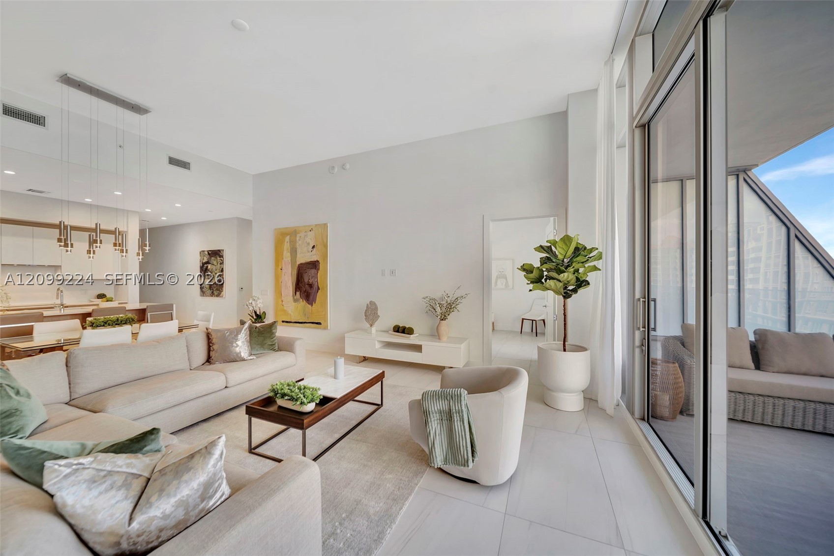 153 N Seabreeze #403 Fort Lauderdale, FL 33304