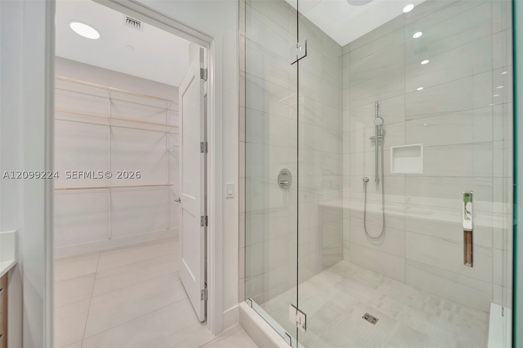 153 N Seabreeze #403 Fort Lauderdale, FL 33304