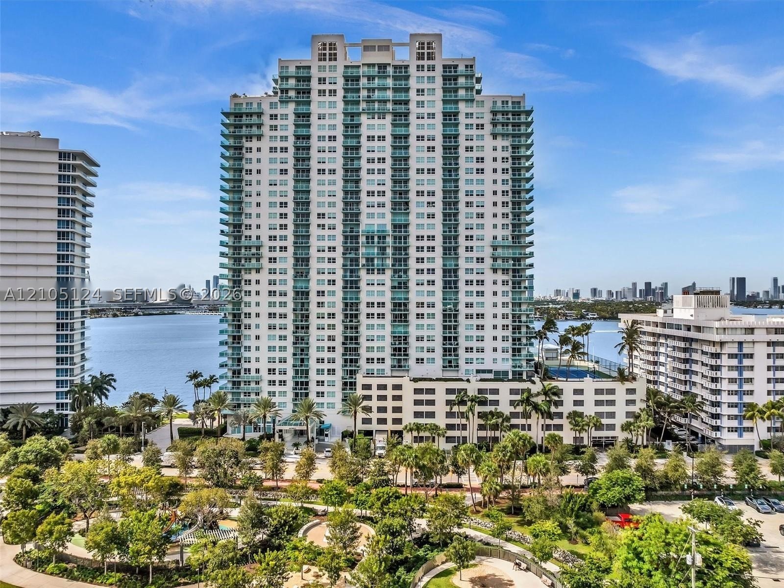 650 West Ave #305