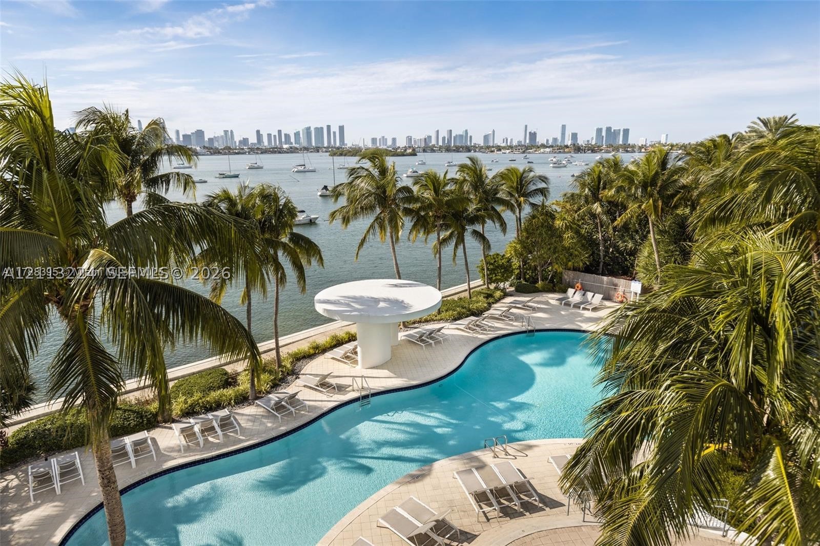 image The Waverly at South Beach11