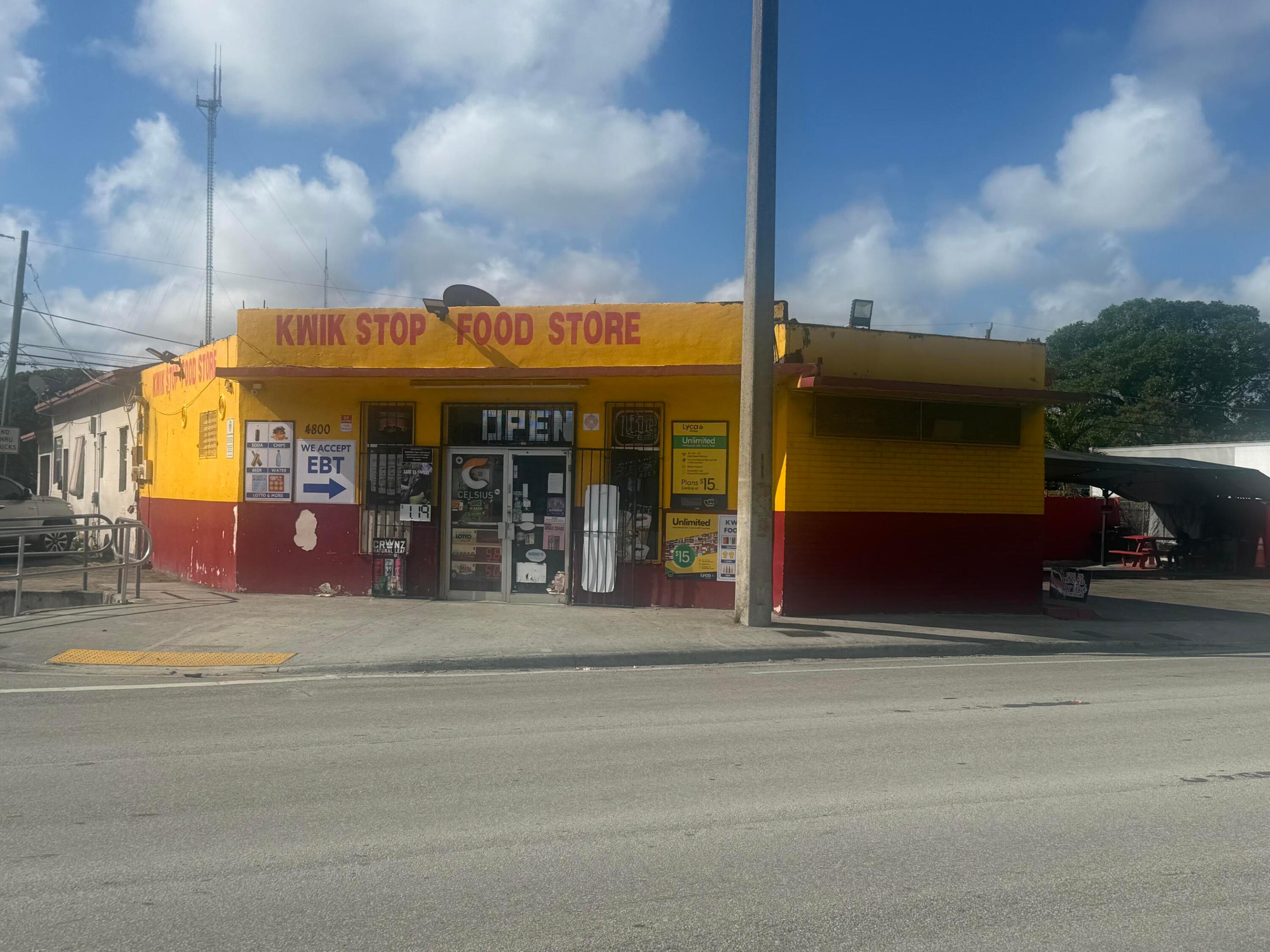 4800 Pembroke