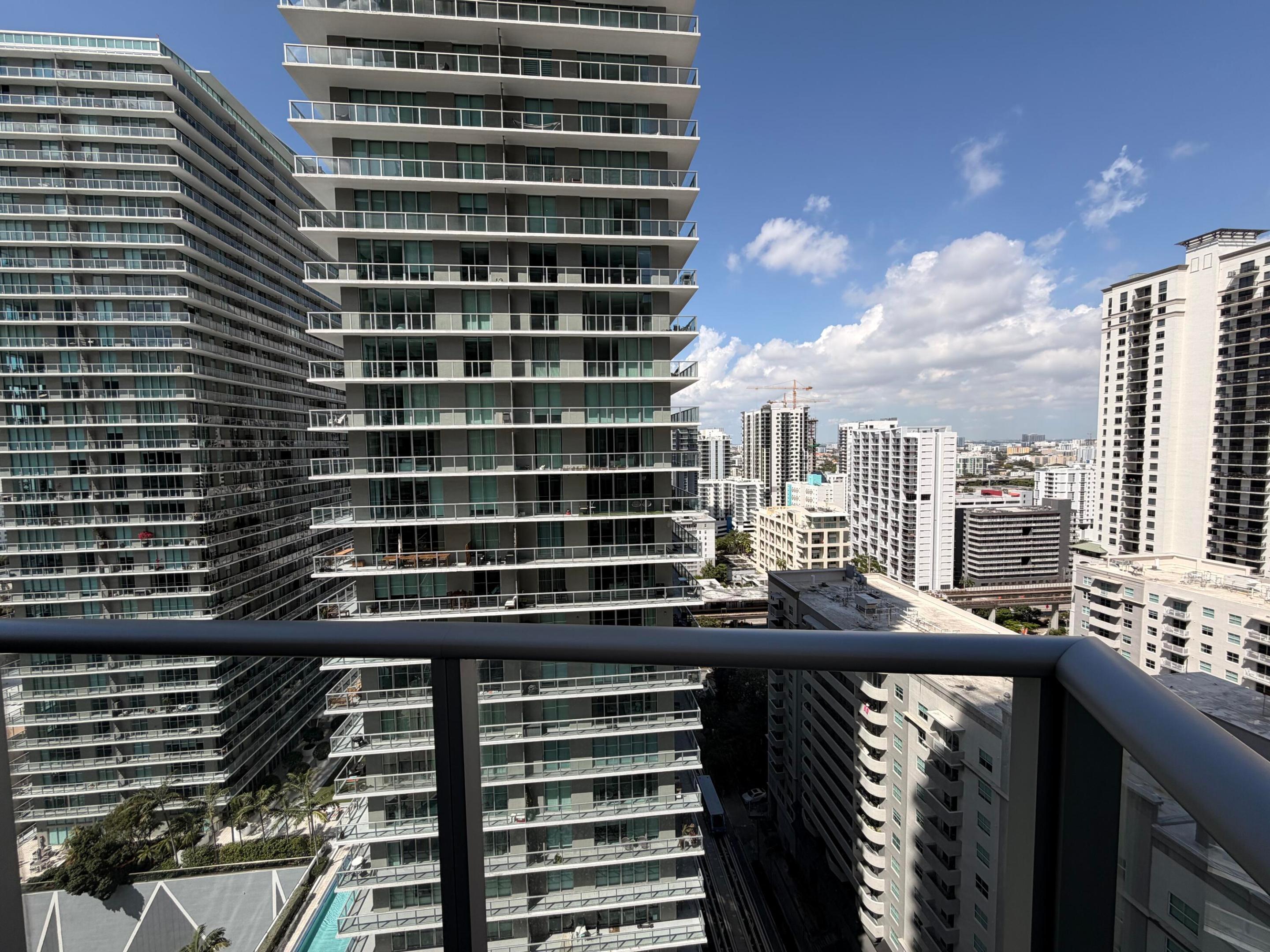 1100 S Miami #2206