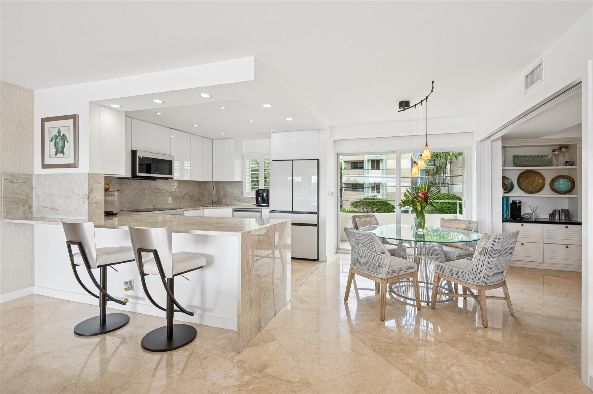 215 N Birch #A2 Fort Lauderdale, FL 33304