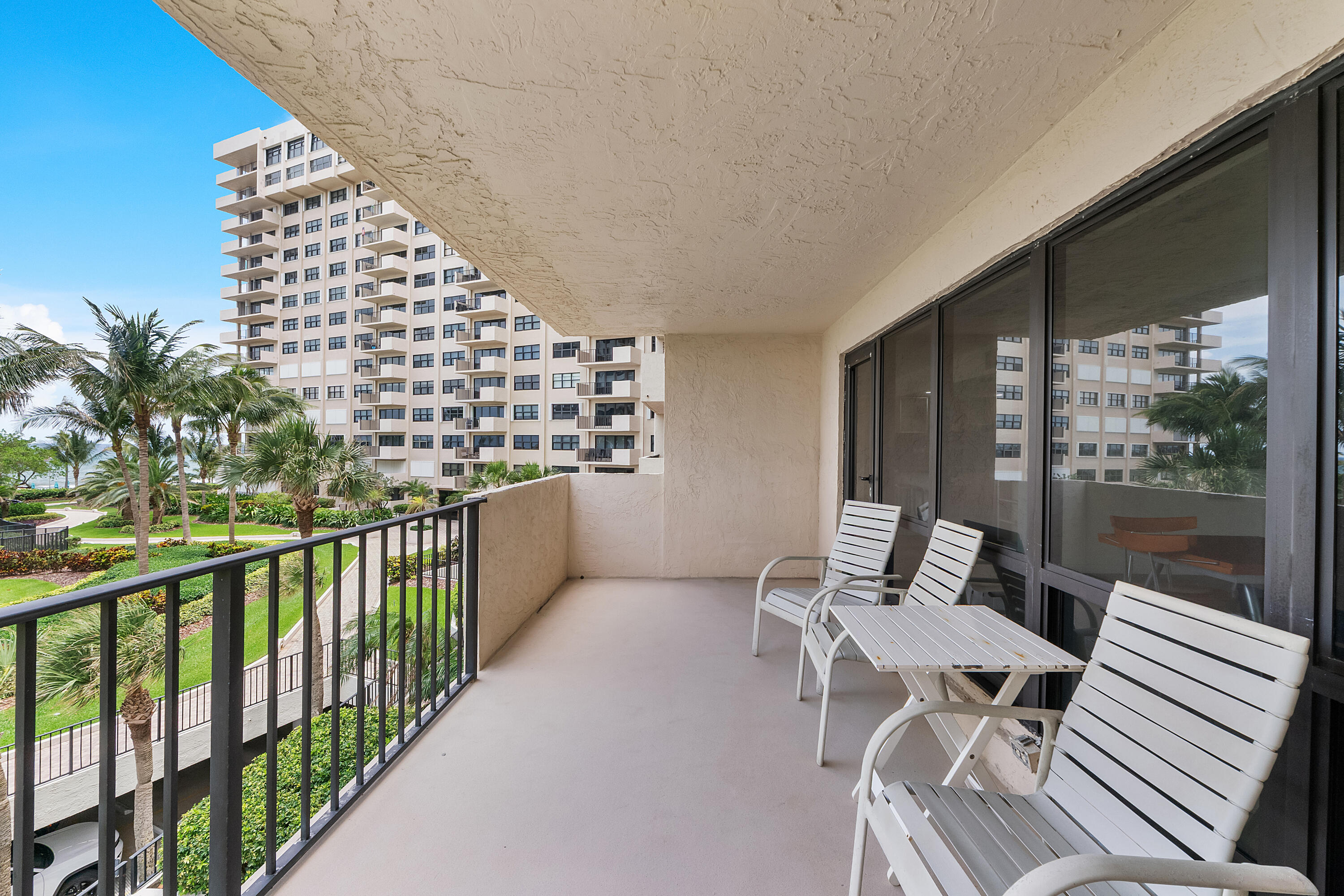 4900 N Ocean #416 Lauderdale By The Sea, FL 33308