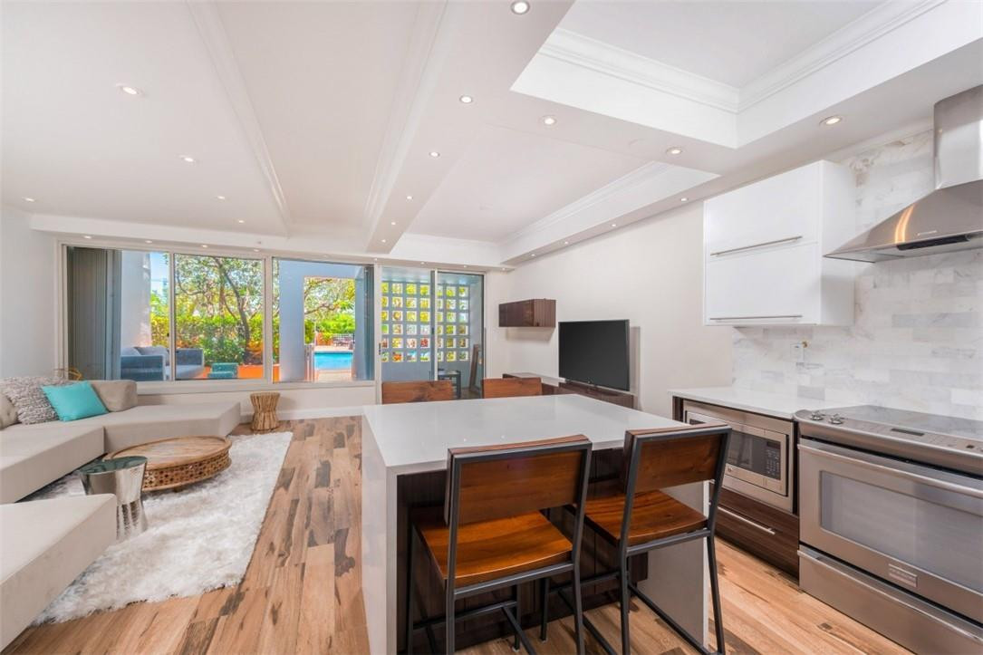 400 S Pointe #307 Miami Beach, FL 33139
