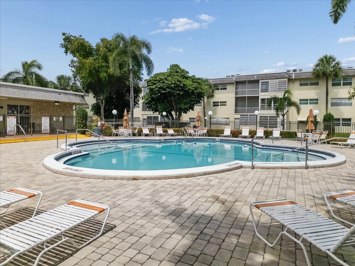 4411 NW 16th #Apt 206