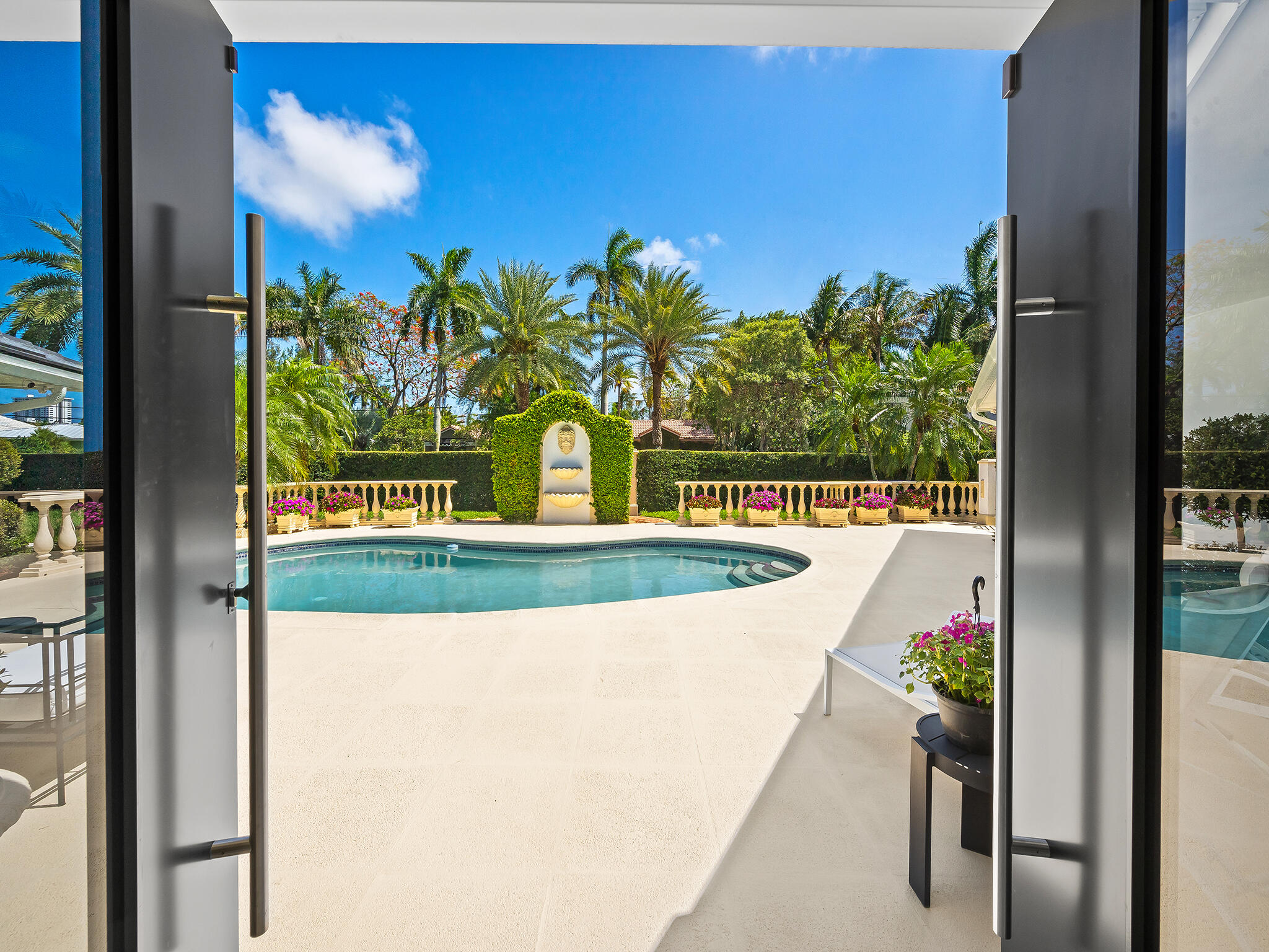 2831 NE 40th Fort Lauderdale, FL 33308