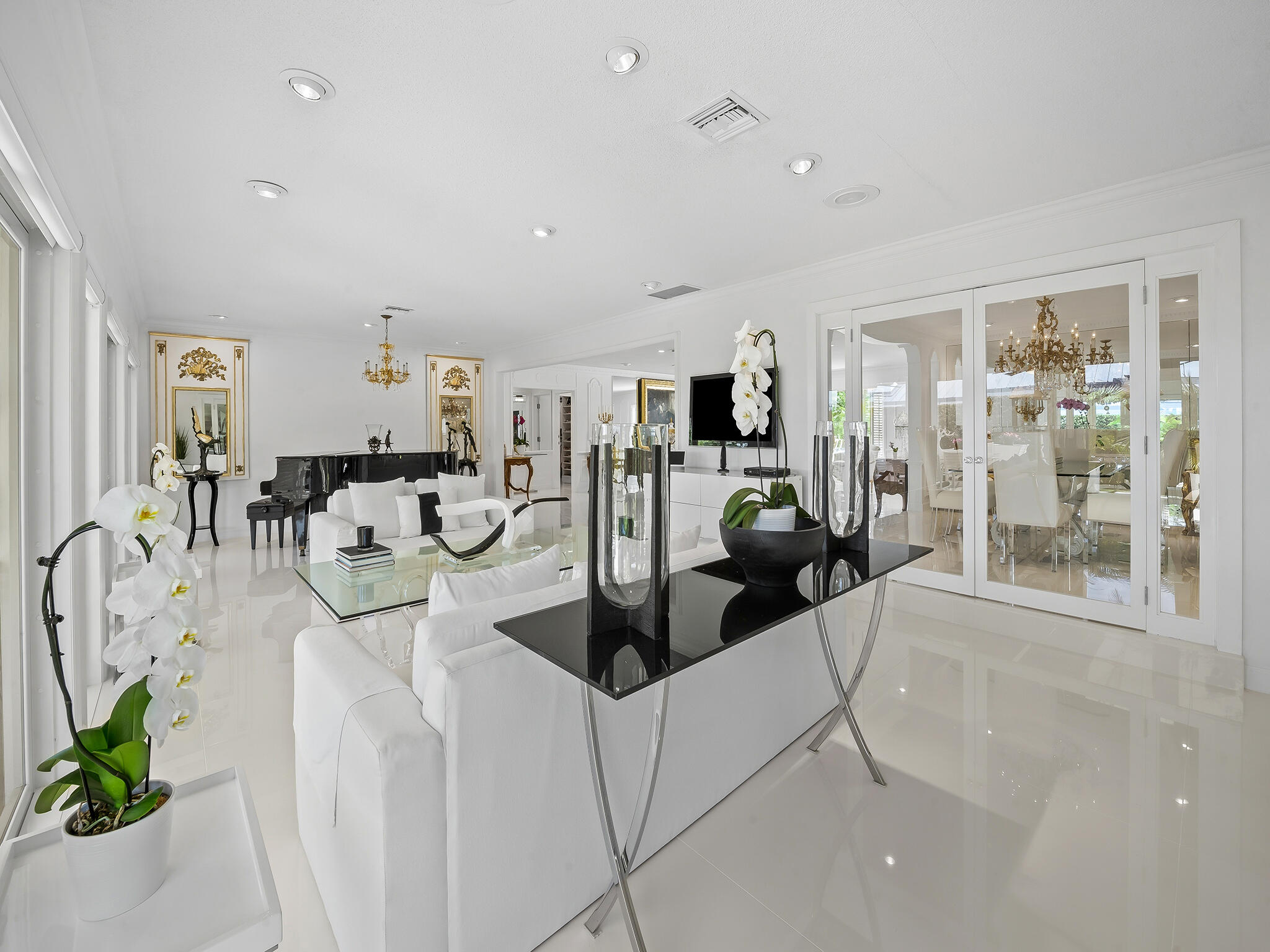 2831 NE 40th Fort Lauderdale, FL 33308