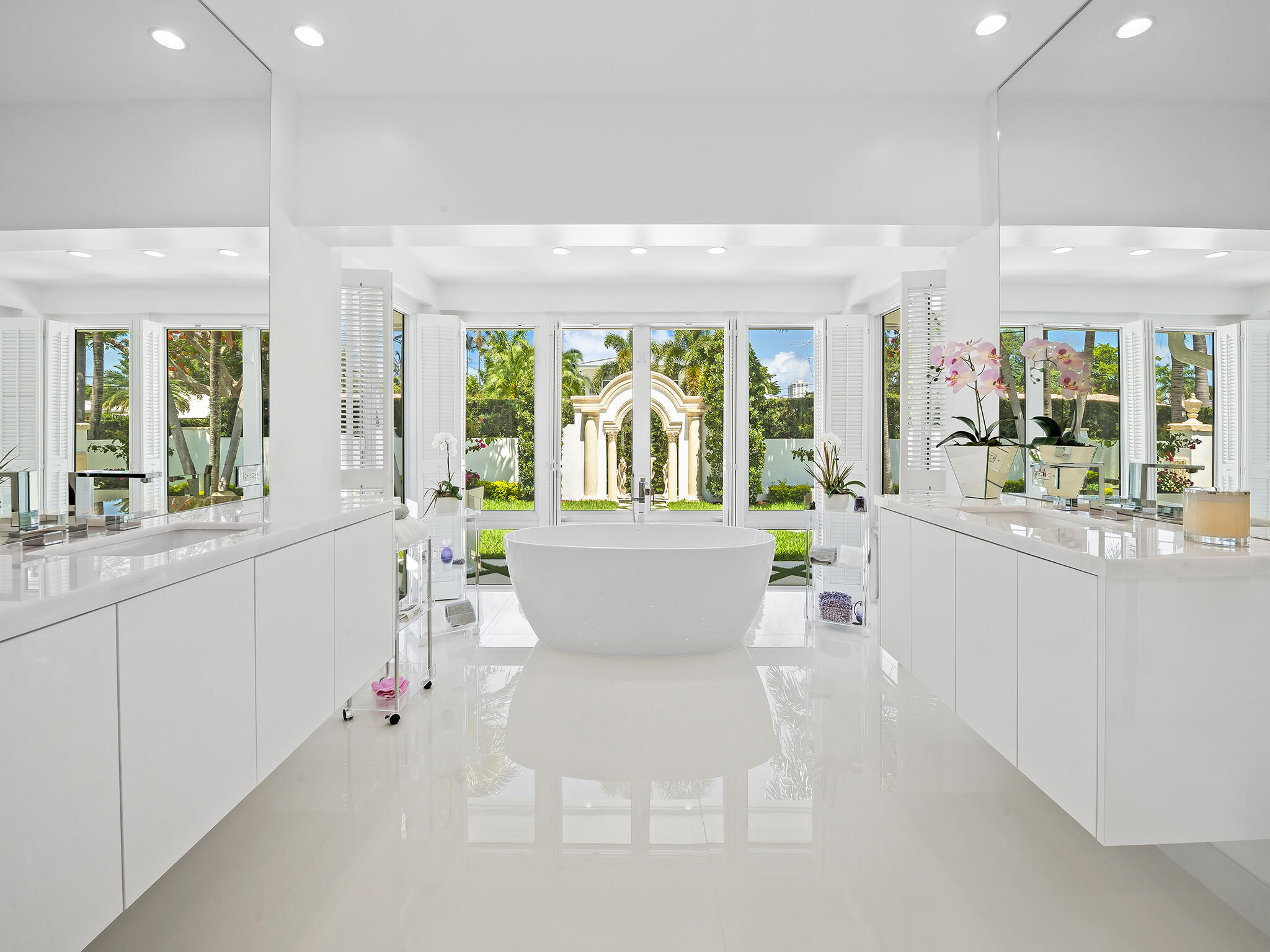 2831 NE 40th Fort Lauderdale, FL 33308