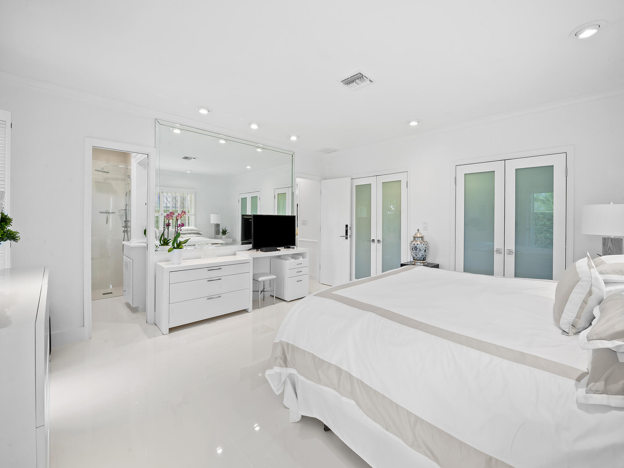 2831 NE 40th Fort Lauderdale, FL 33308