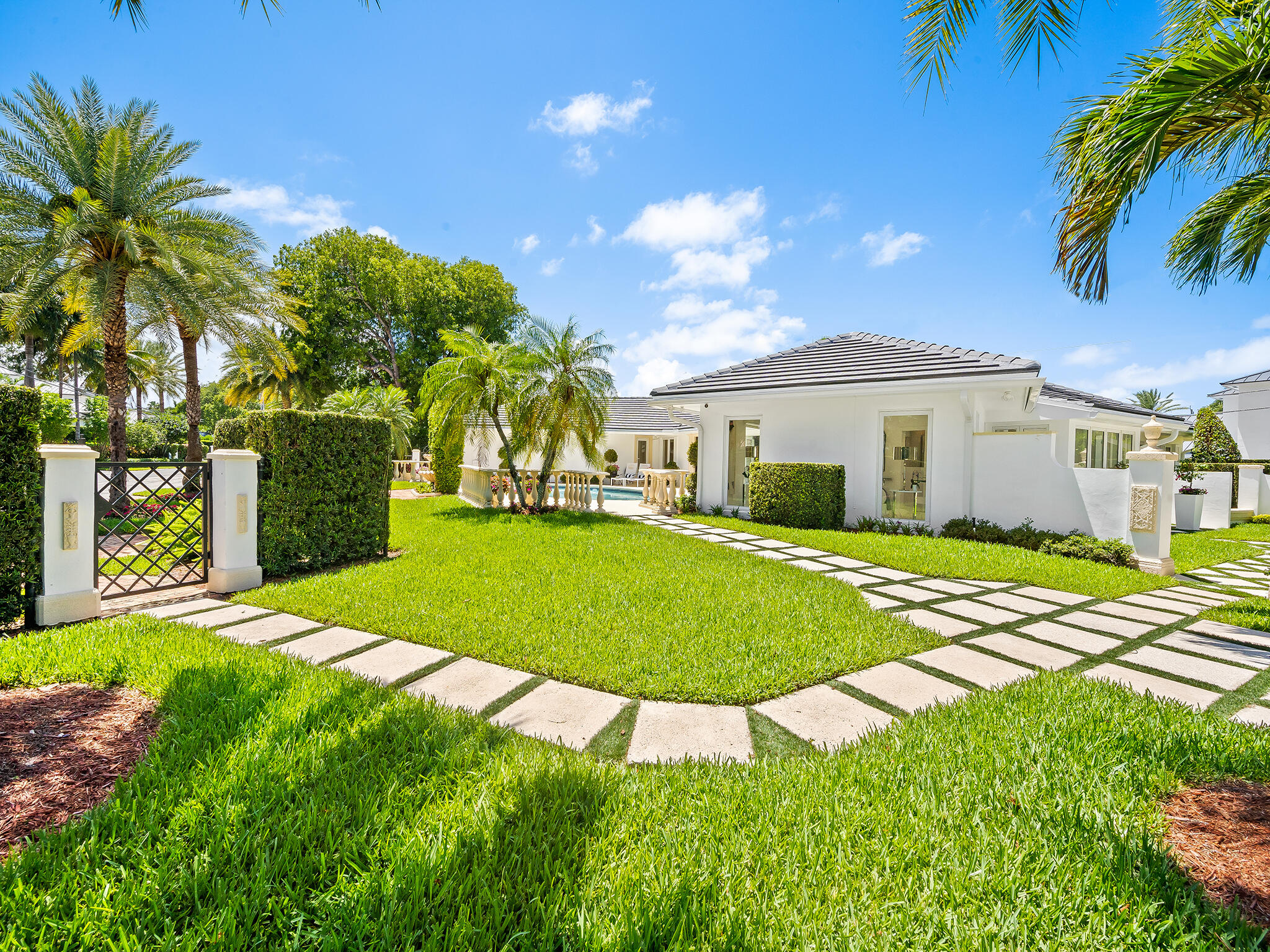 2831 NE 40th Fort Lauderdale, FL 33308