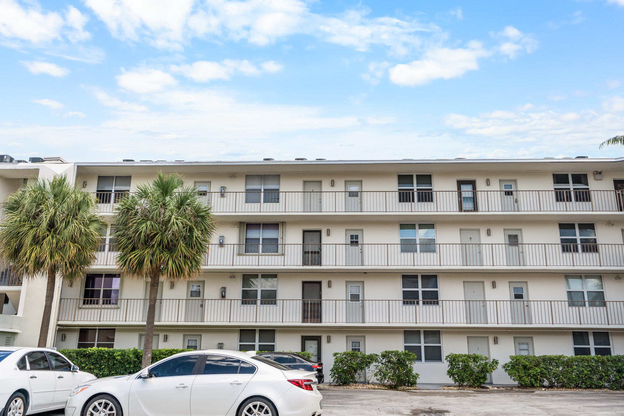 4501 NE 21st #406