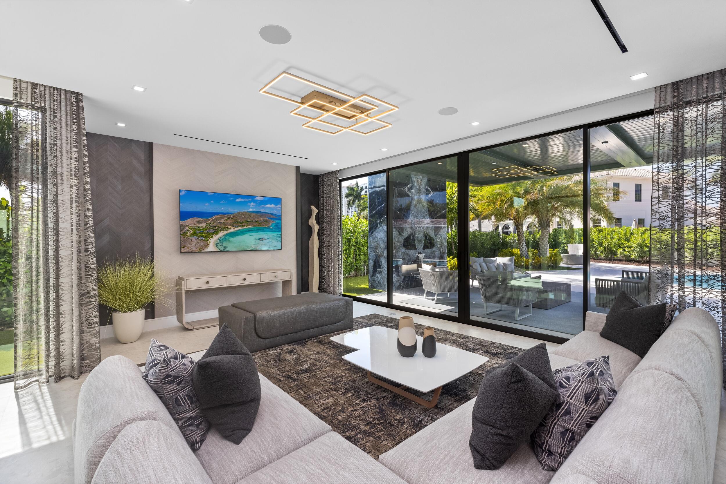 217 Thatch Palm Boca Raton, FL 33432