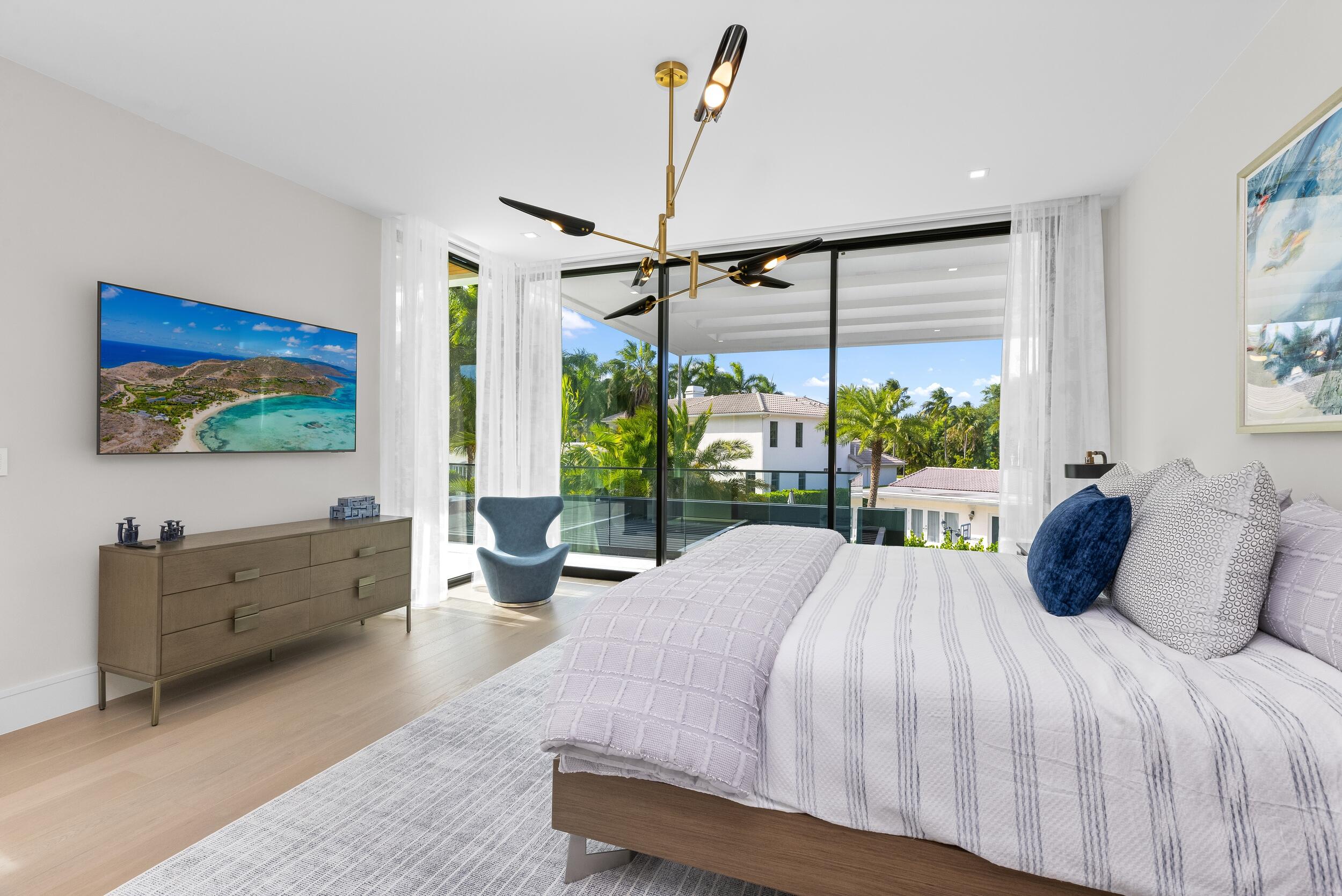 217 Thatch Palm Boca Raton, FL 33432