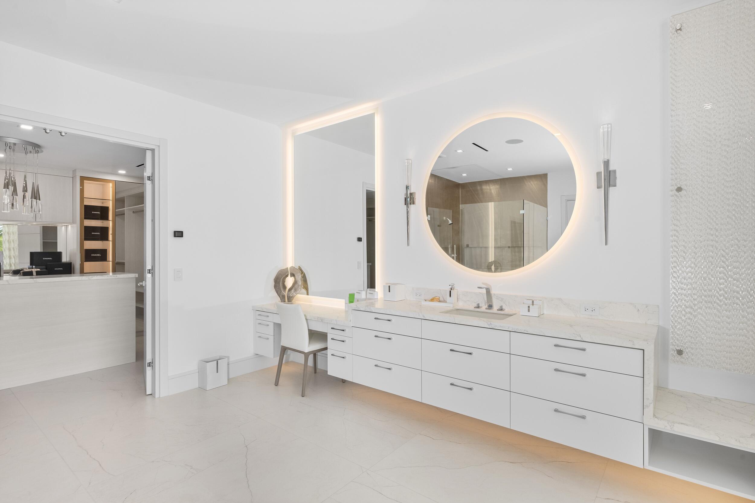 217 Thatch Palm Boca Raton, FL 33432