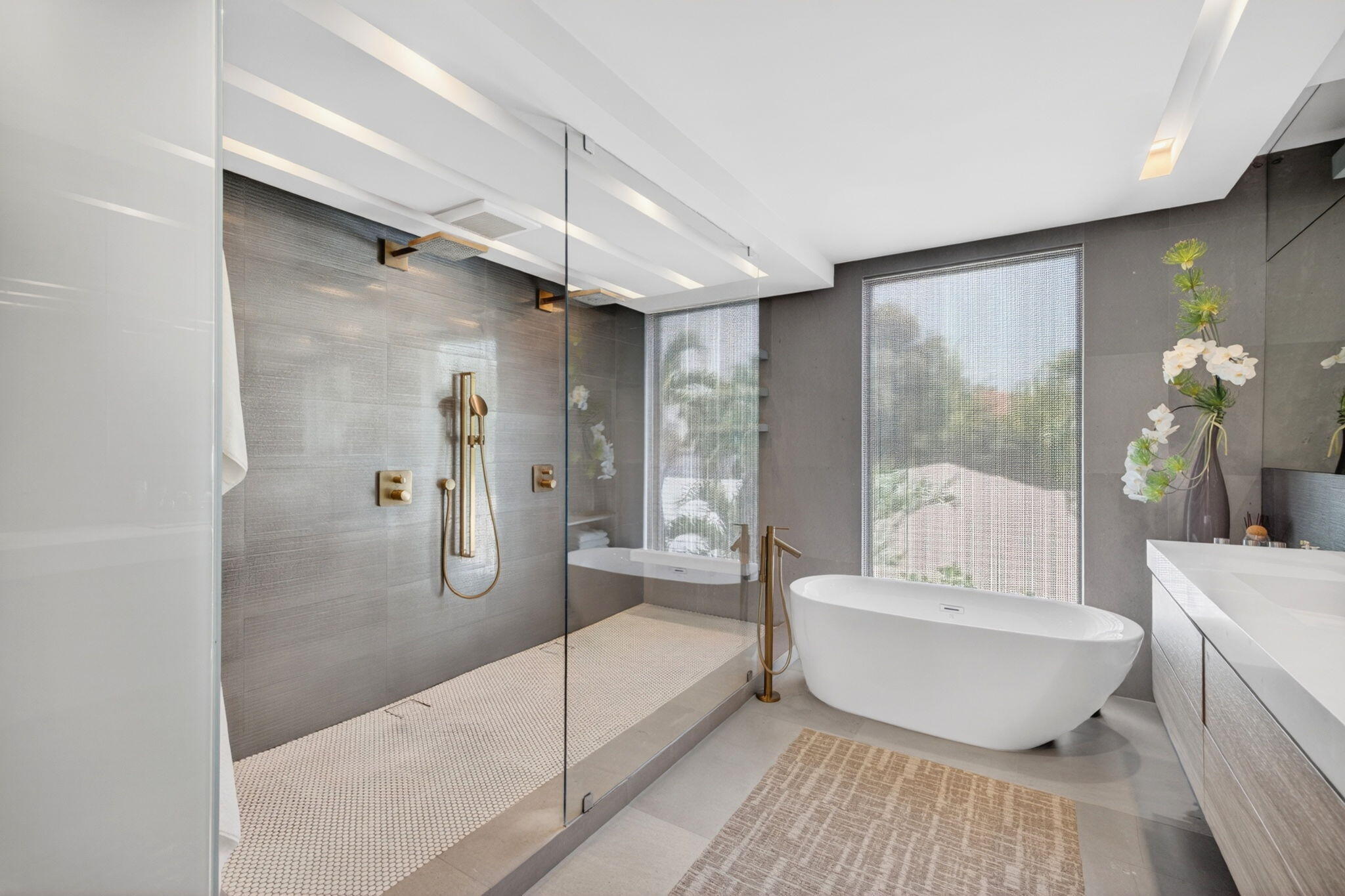 1529 Middle Riv Fort Lauderdale, FL 33304