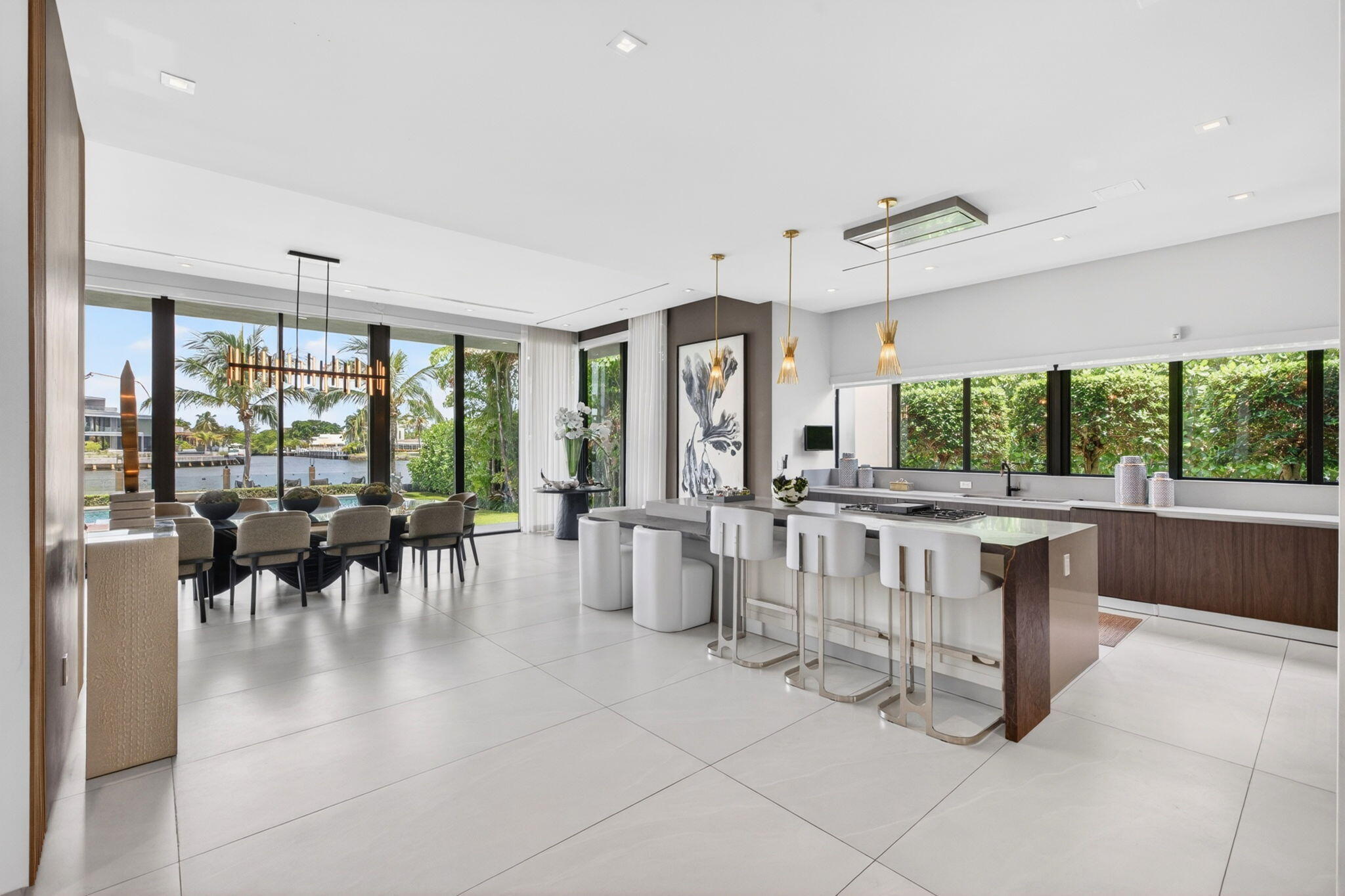 1529 Middle Riv Fort Lauderdale, FL 33304