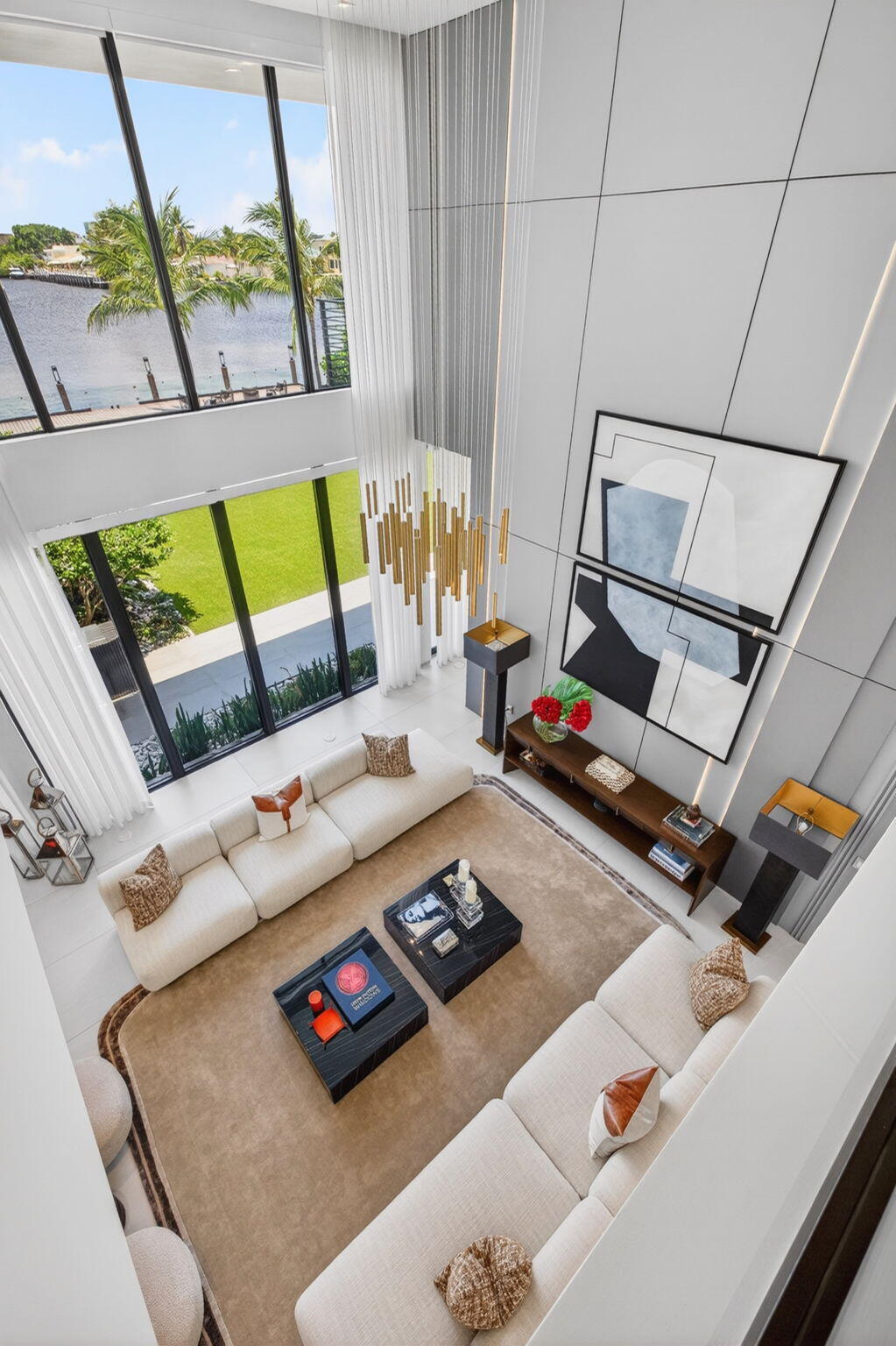 1529 Middle Riv Fort Lauderdale, FL 33304