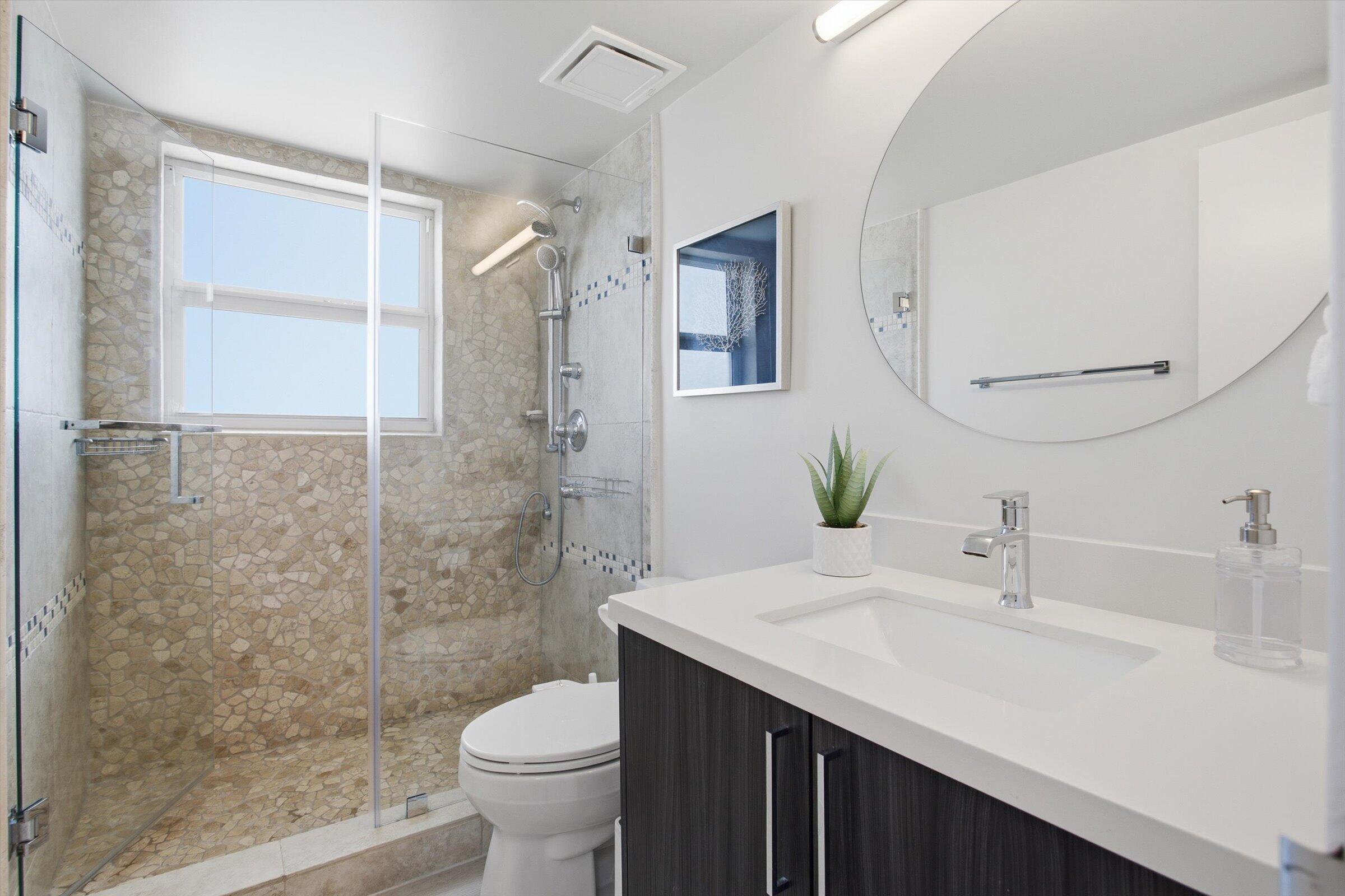 4747 Collins #1109 Miami Beach, FL 33140