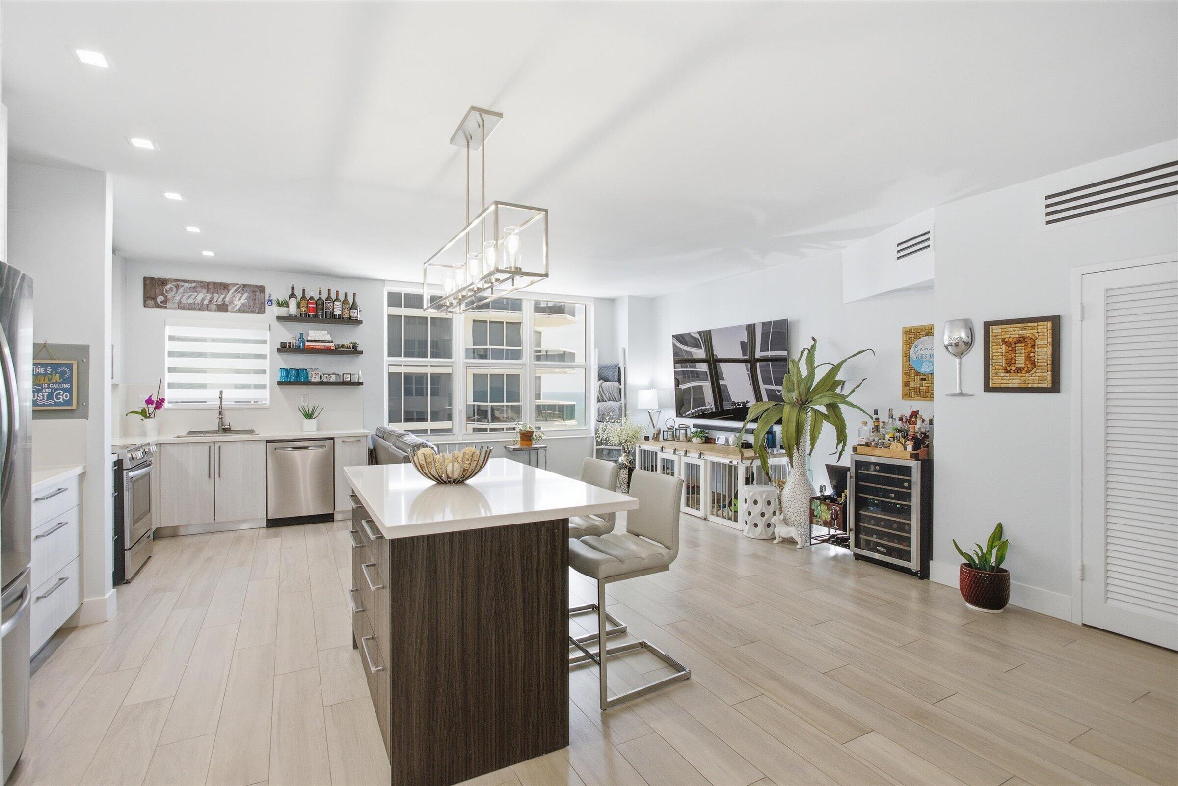 4747 Collins #1109 Miami Beach, FL 33140
