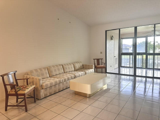 7344 Clunie #13605 Delray Beach, FL 33446