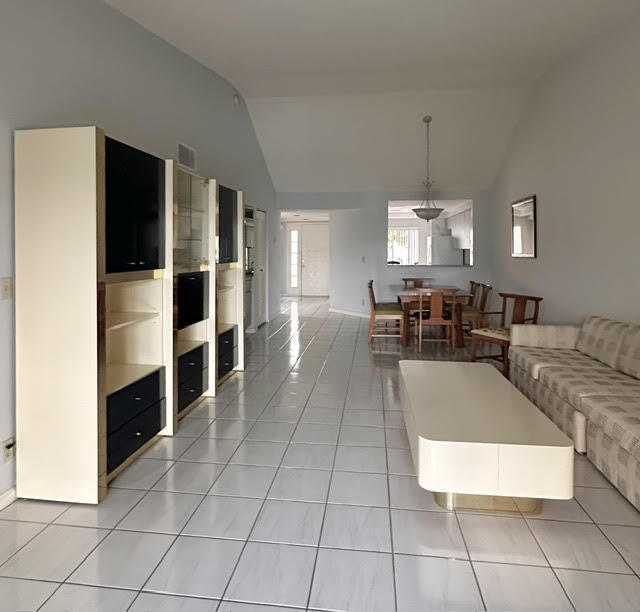 7344 Clunie #13605 Delray Beach, FL 33446