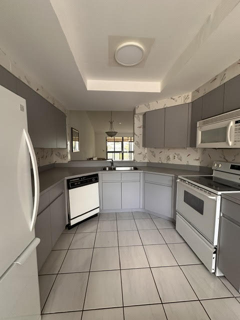 7344 Clunie #13605 Delray Beach, FL 33446