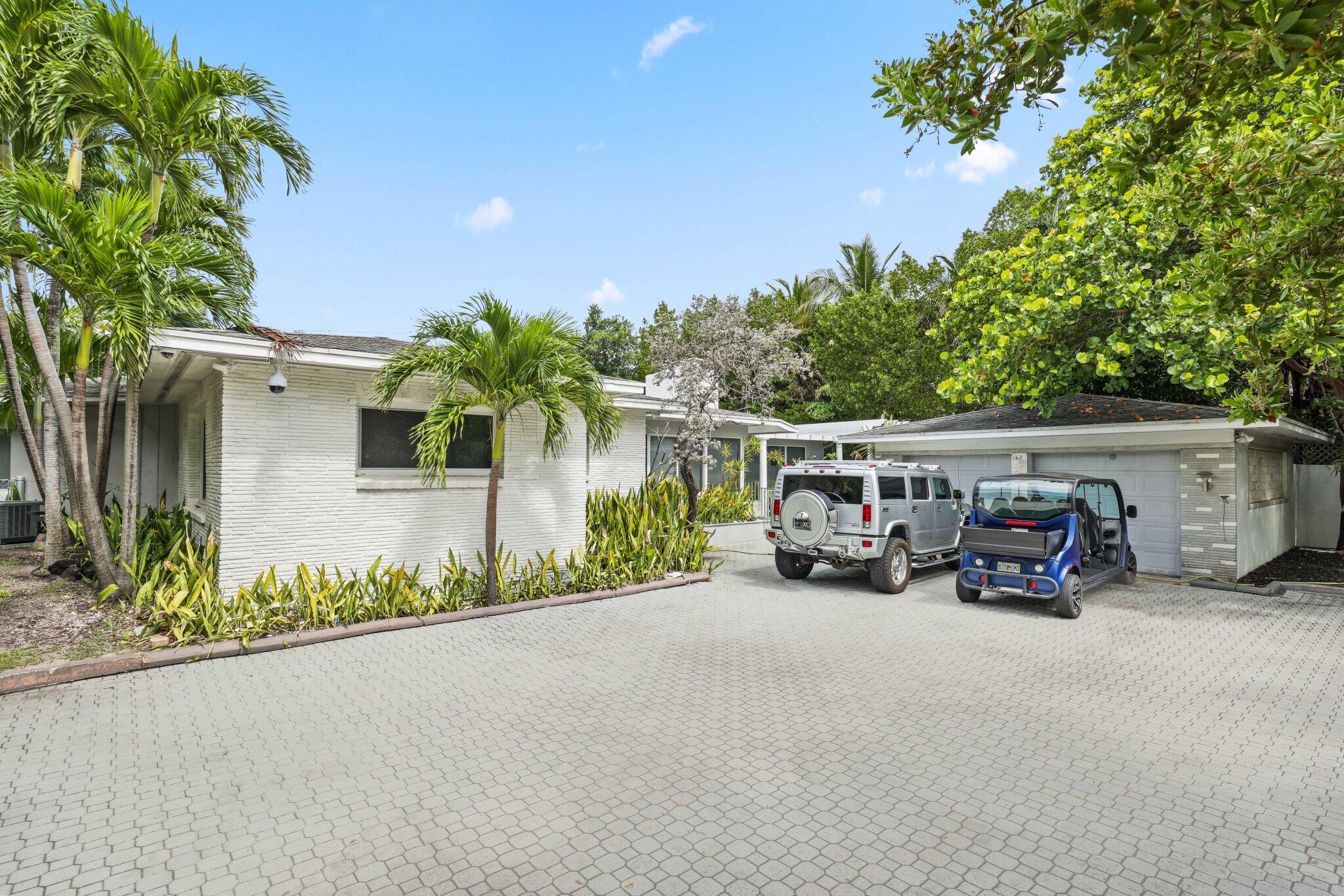 1313 Seabreeze #B Fort Lauderdale, FL 33316