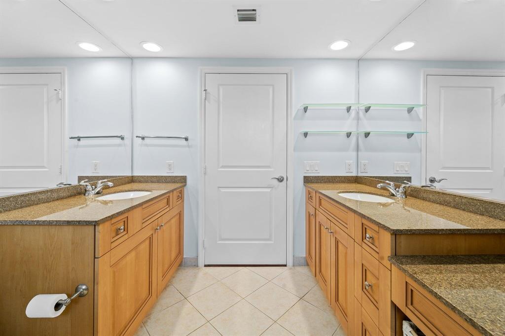 347 N New Riv Dr #1004 Fort Lauderdale, FL 33301