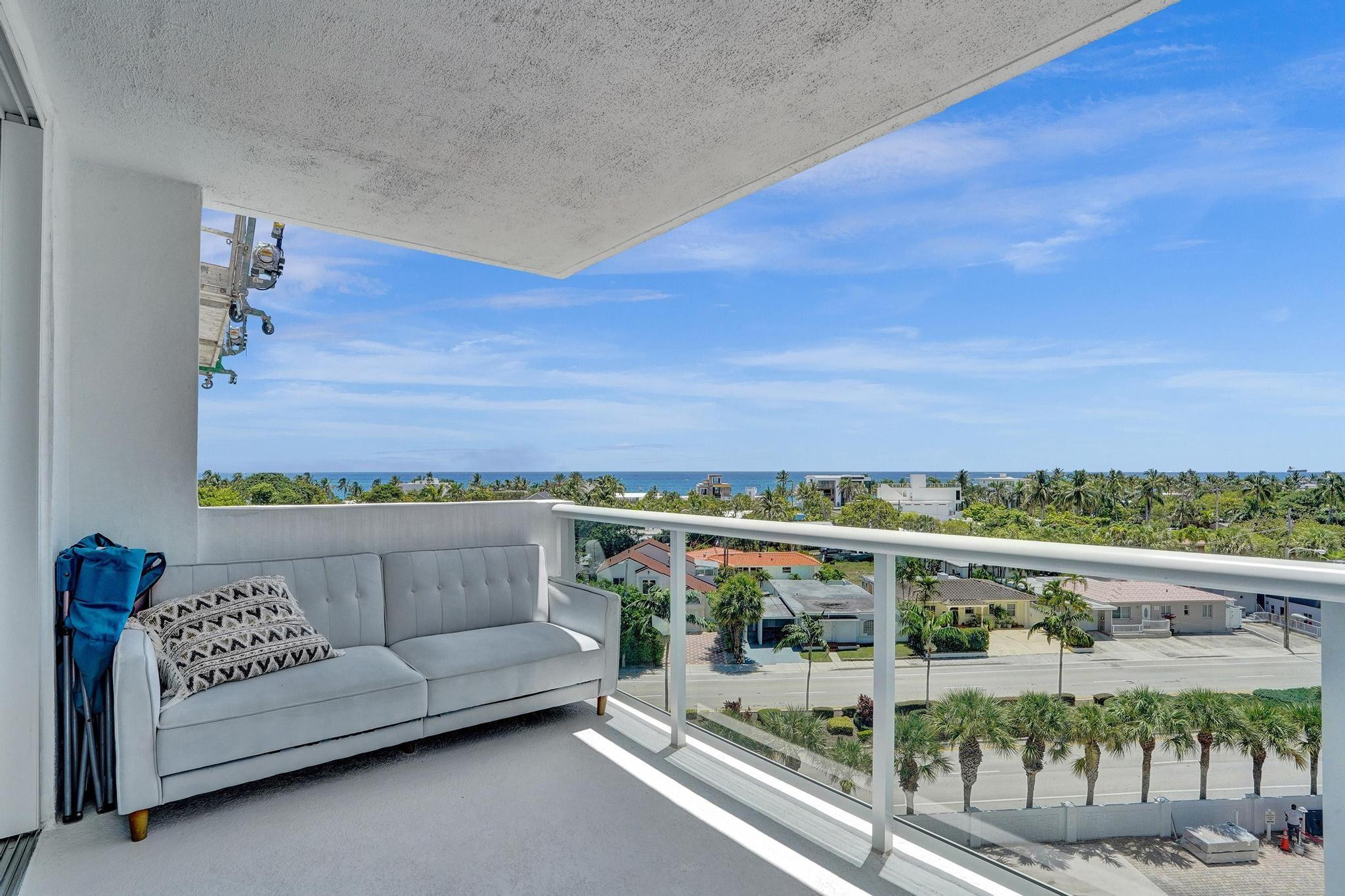 2715 N Ocean #6C Fort Lauderdale, FL 33308