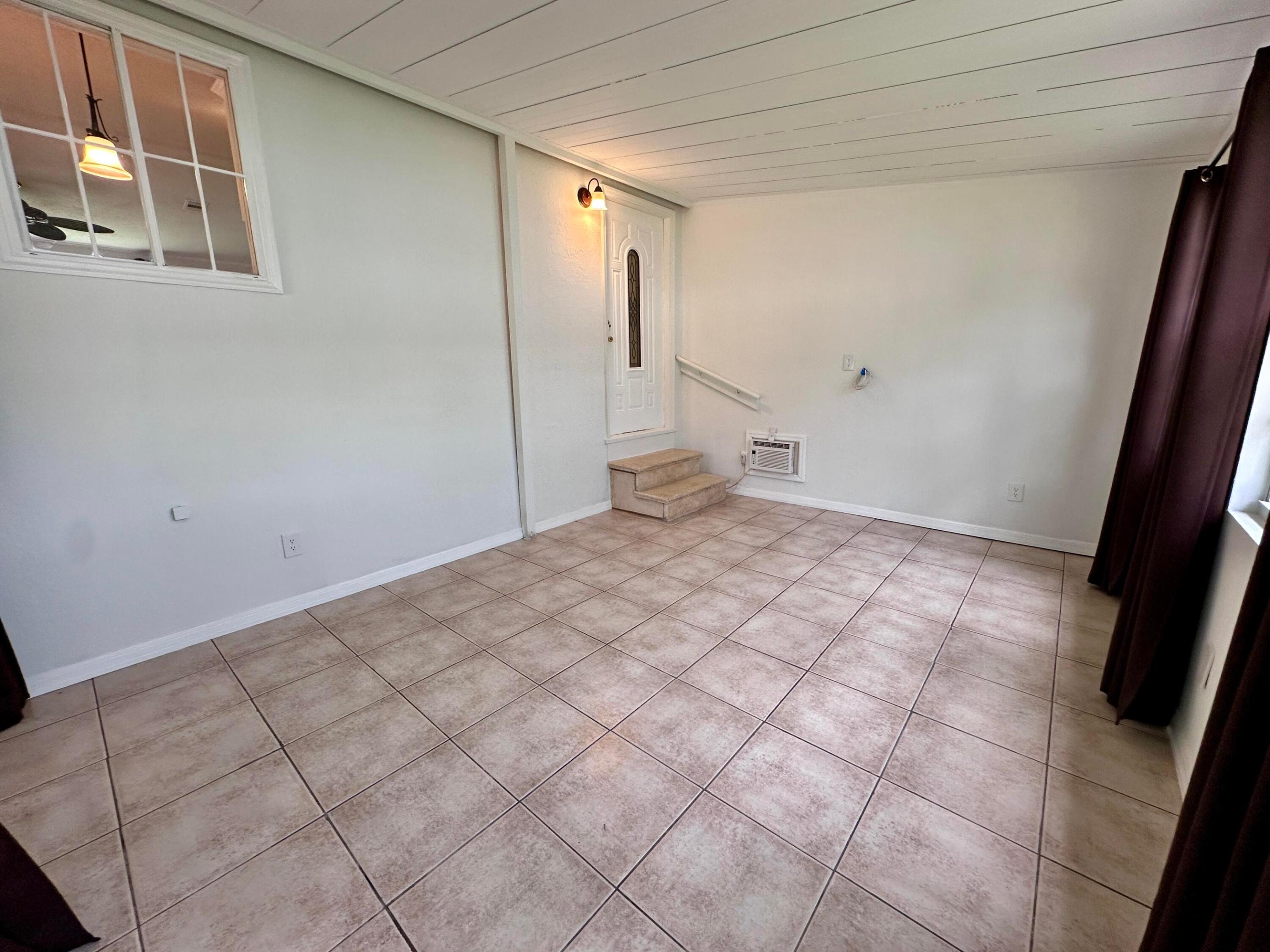 8294 E Clb Rd Boca Raton, FL 33433