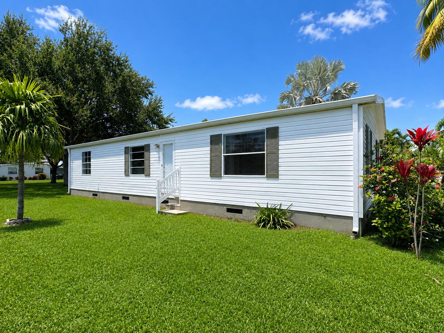 8294 E Clb Rd Boca Raton, FL 33433