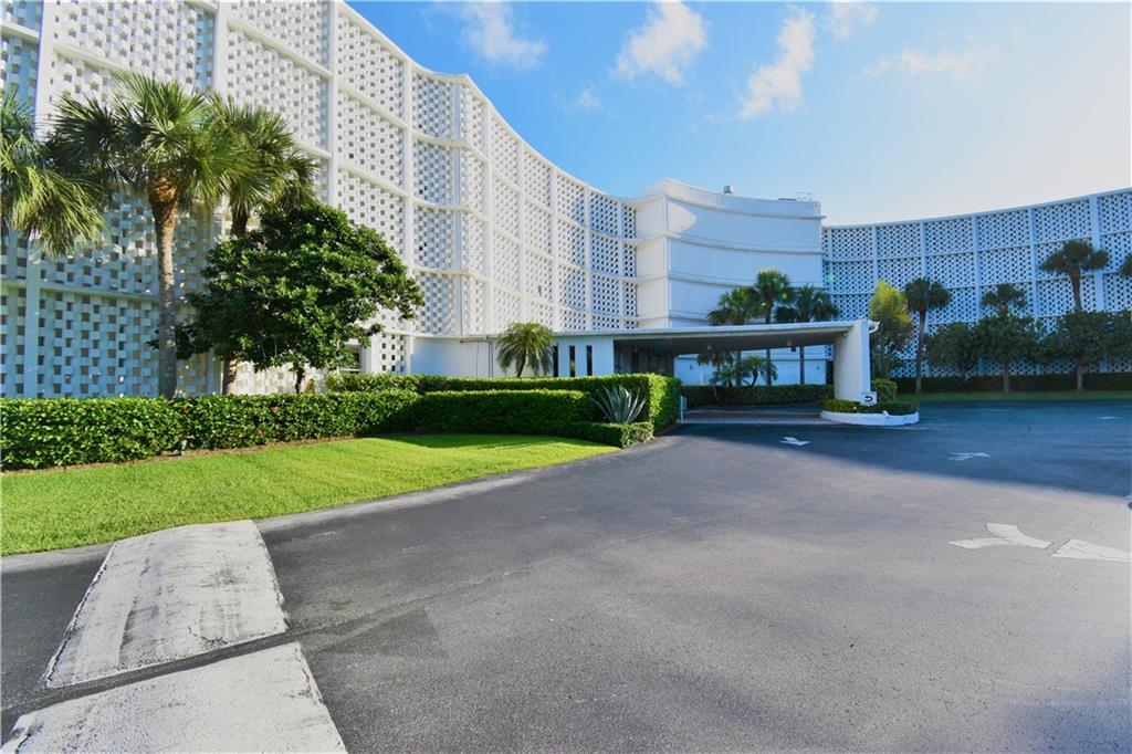2760 S Ocean Blvd #314