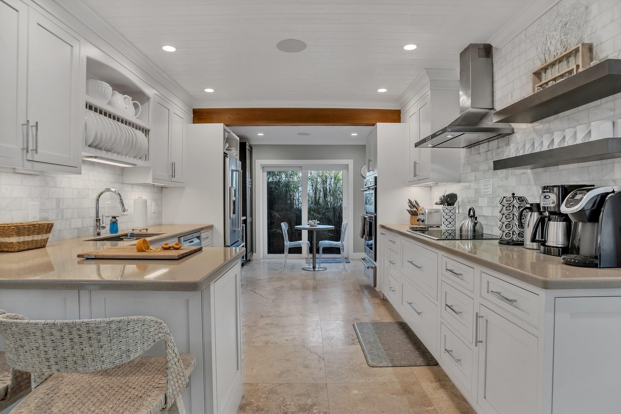 2013 NE 32nd Ave Fort Lauderdale, FL 33305