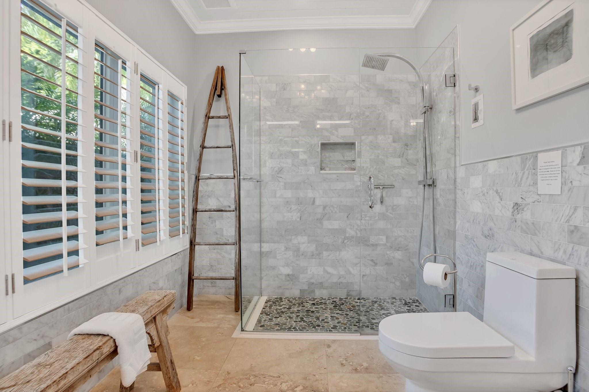 2013 NE 32nd Ave Fort Lauderdale, FL 33305