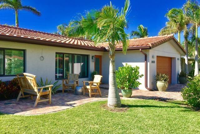 2013 NE 32nd Ave Fort Lauderdale, FL 33305