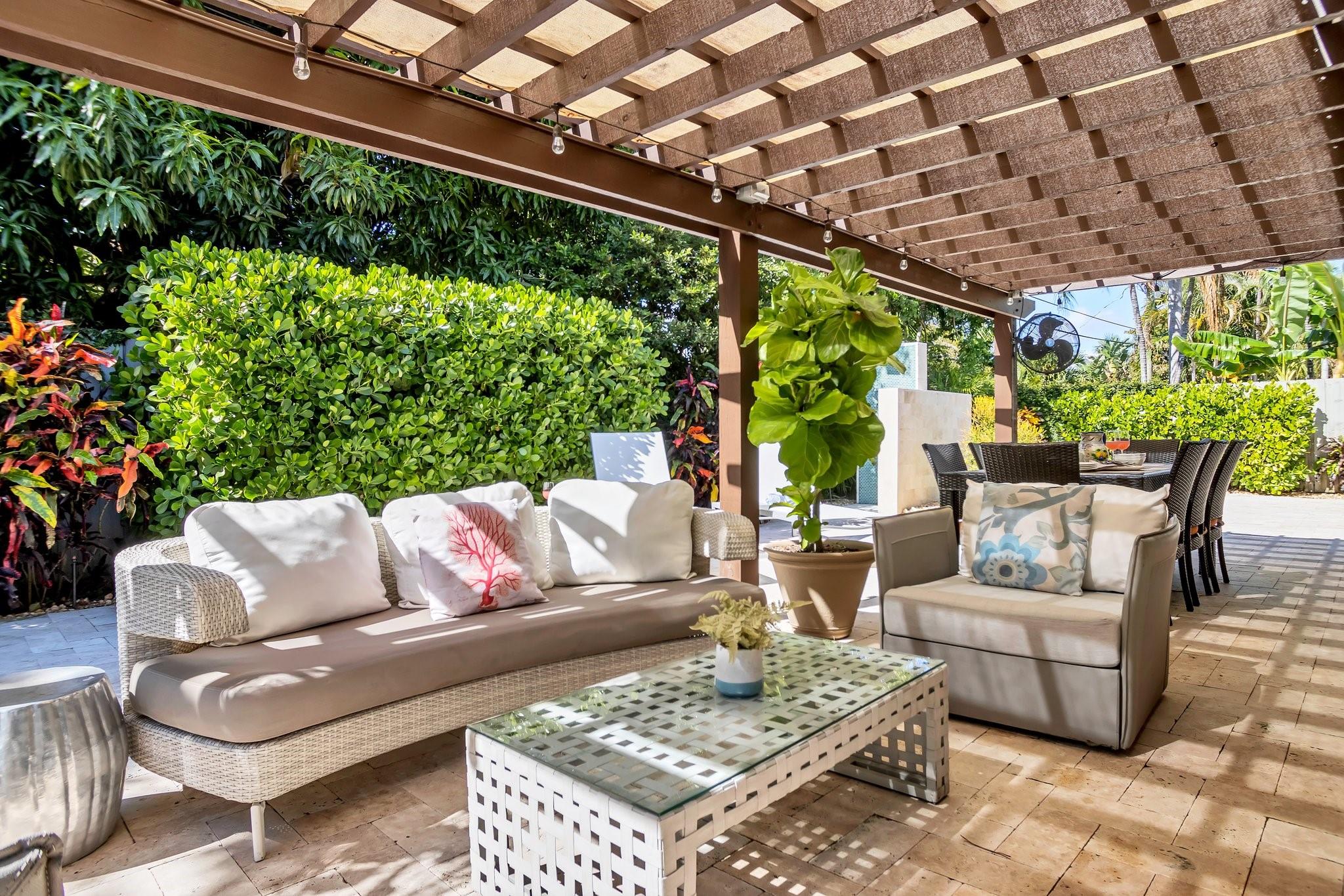 2013 NE 32nd Ave Fort Lauderdale, FL 33305