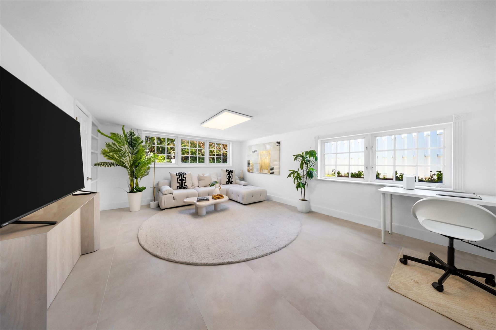 1900 Admirals Way Fort Lauderdale, FL 33316