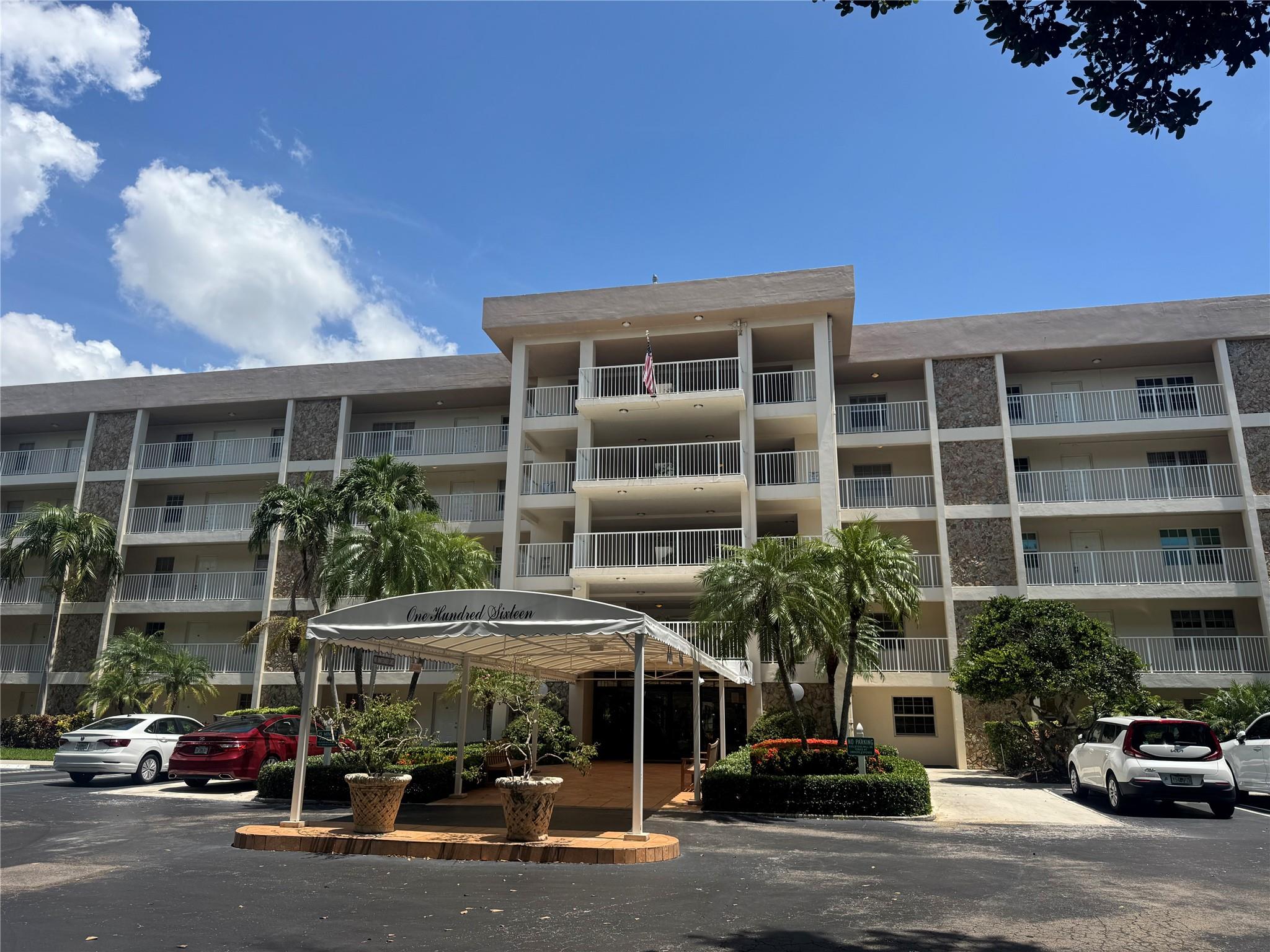 3503 Oaks Way #404