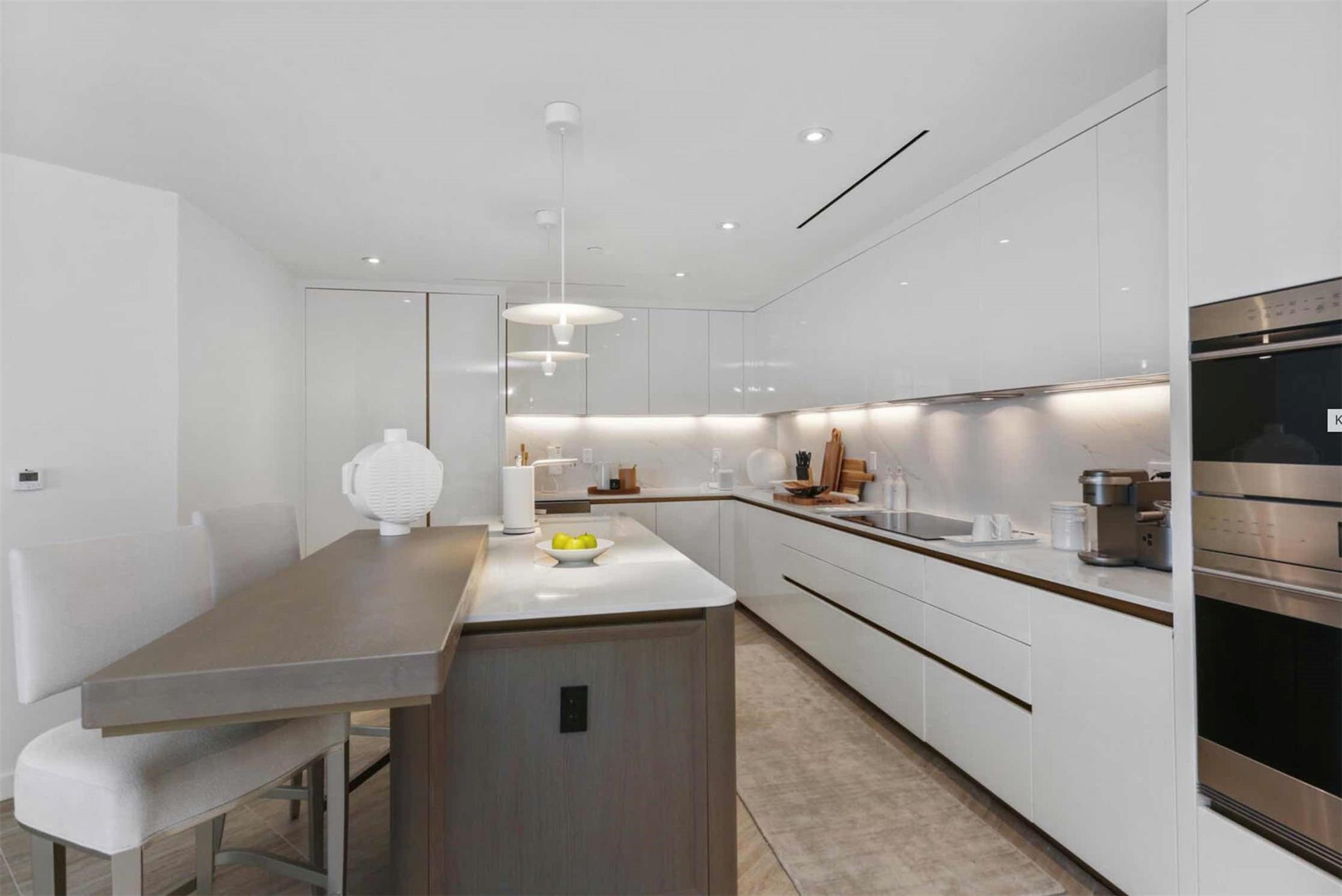 525 N Fort Lauderdale Bch Blvd #1103 Fort Lauderdale, FL 33304